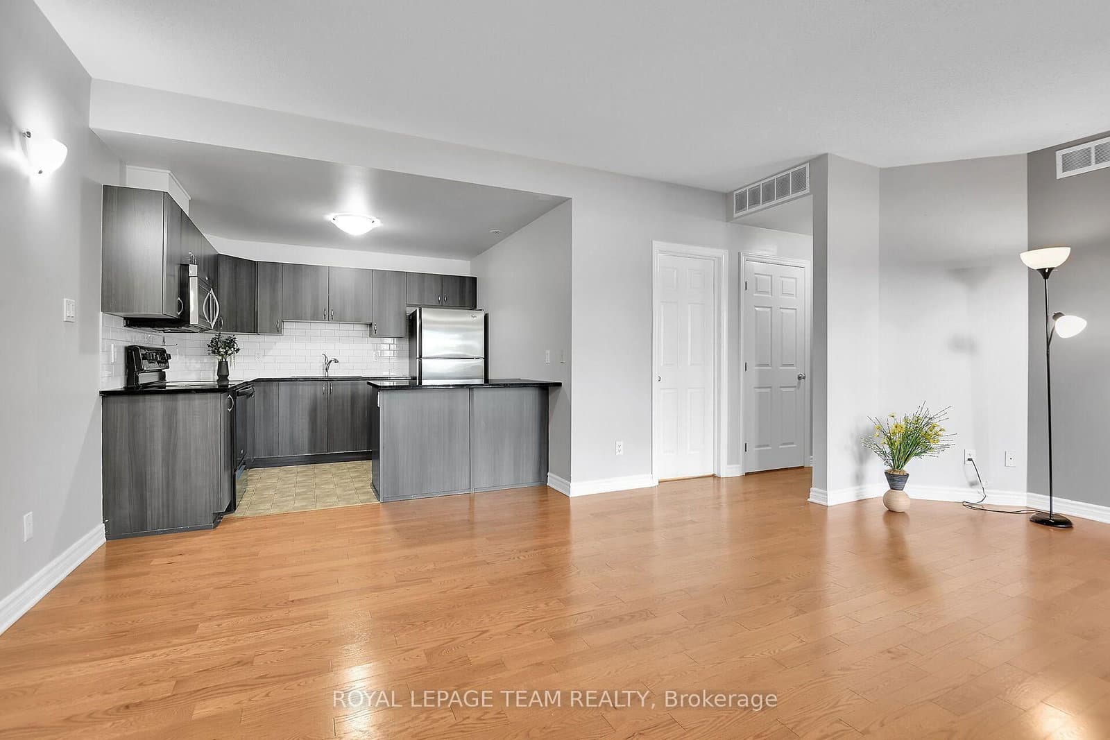105 Fraser Fields Way, Unit H thumbnail 7