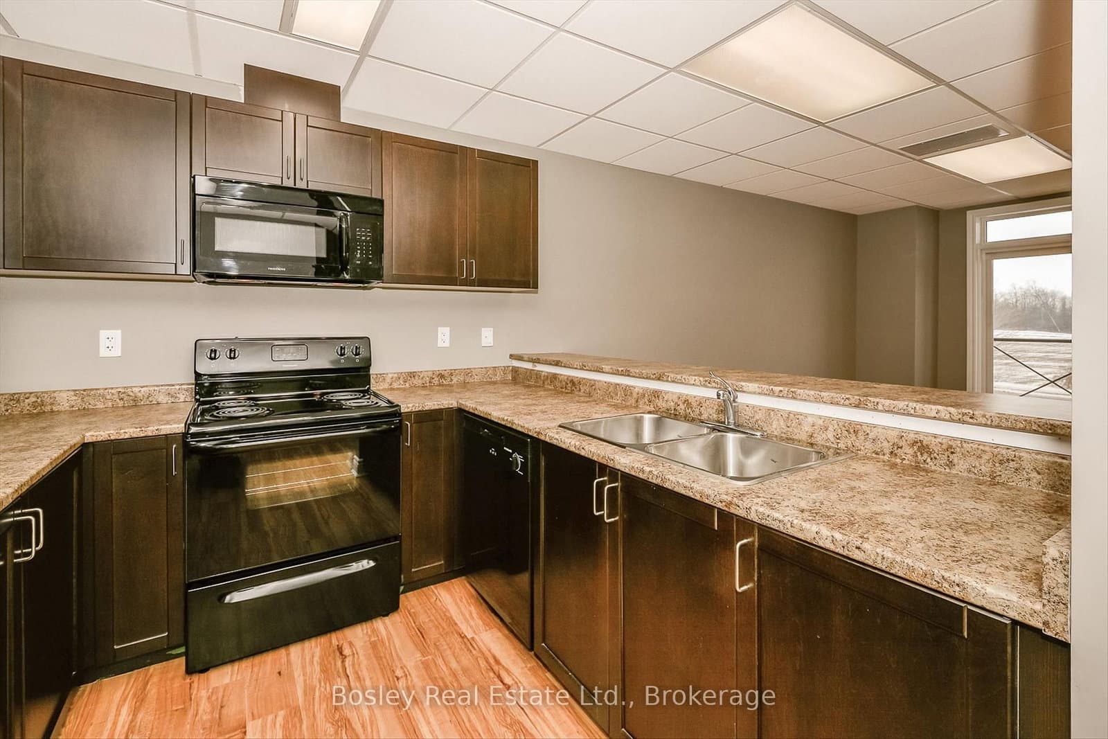 2 Colonial Drive, Unit 314 thumbnail 23