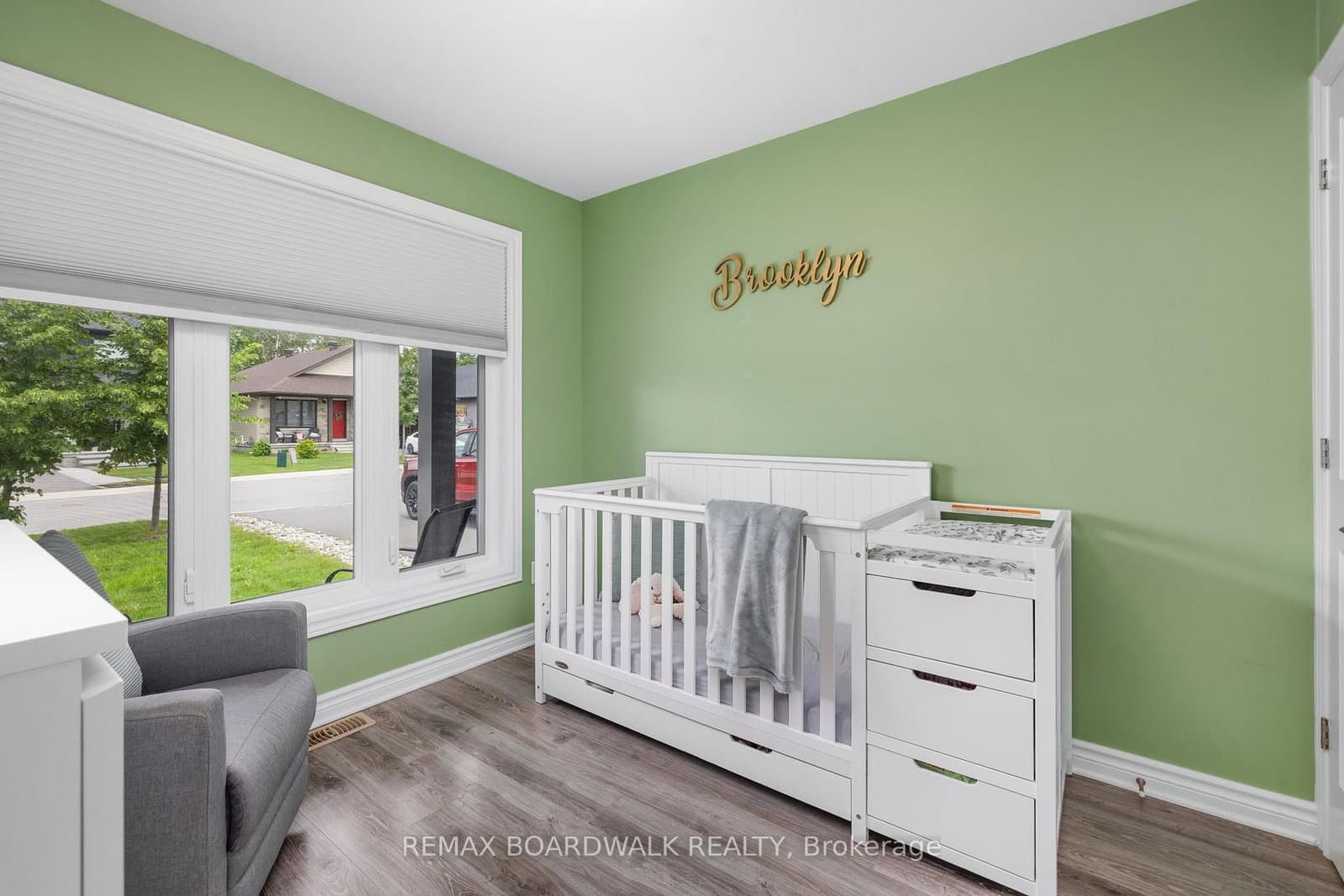 923 Leishman Drive thumbnail 17