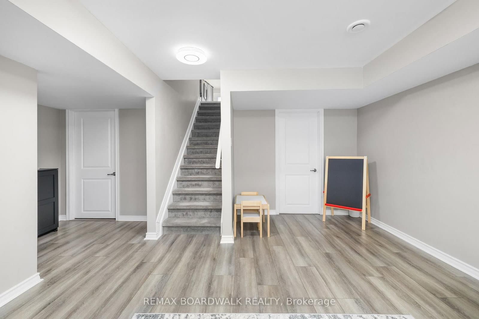 923 Leishman Drive thumbnail 20
