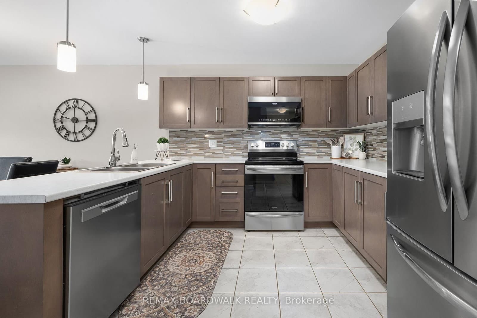923 Leishman Drive thumbnail 5