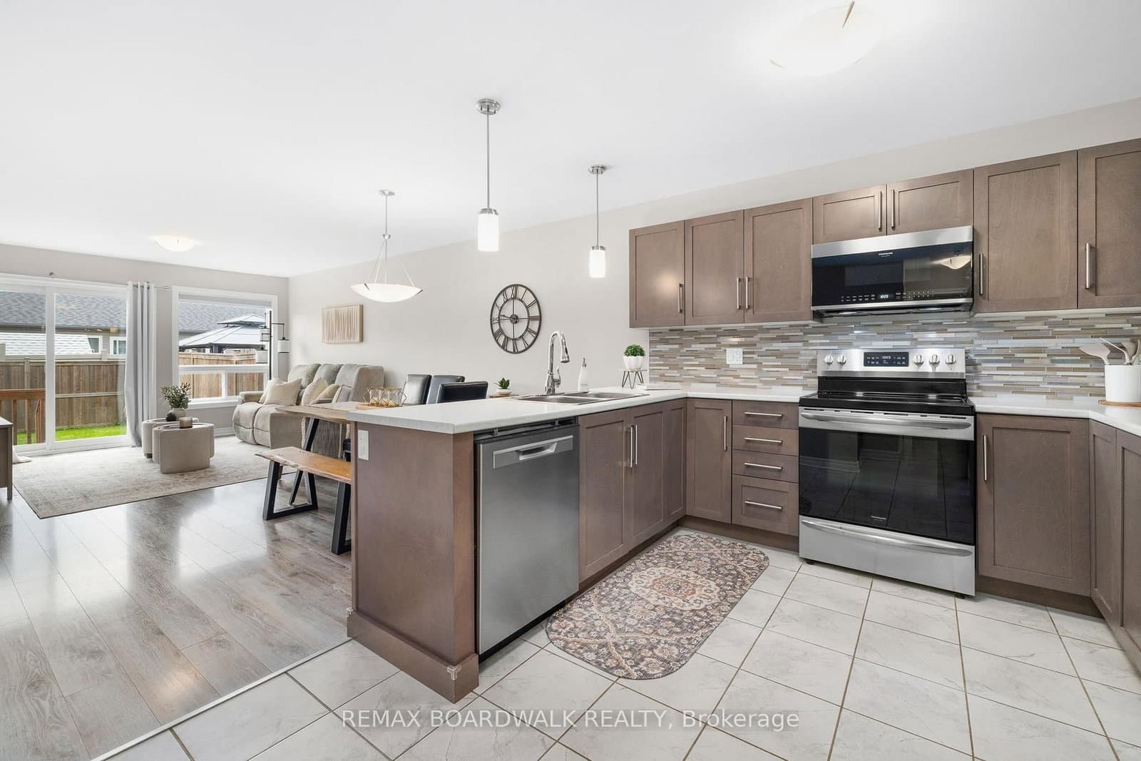 923 Leishman Drive thumbnail 6