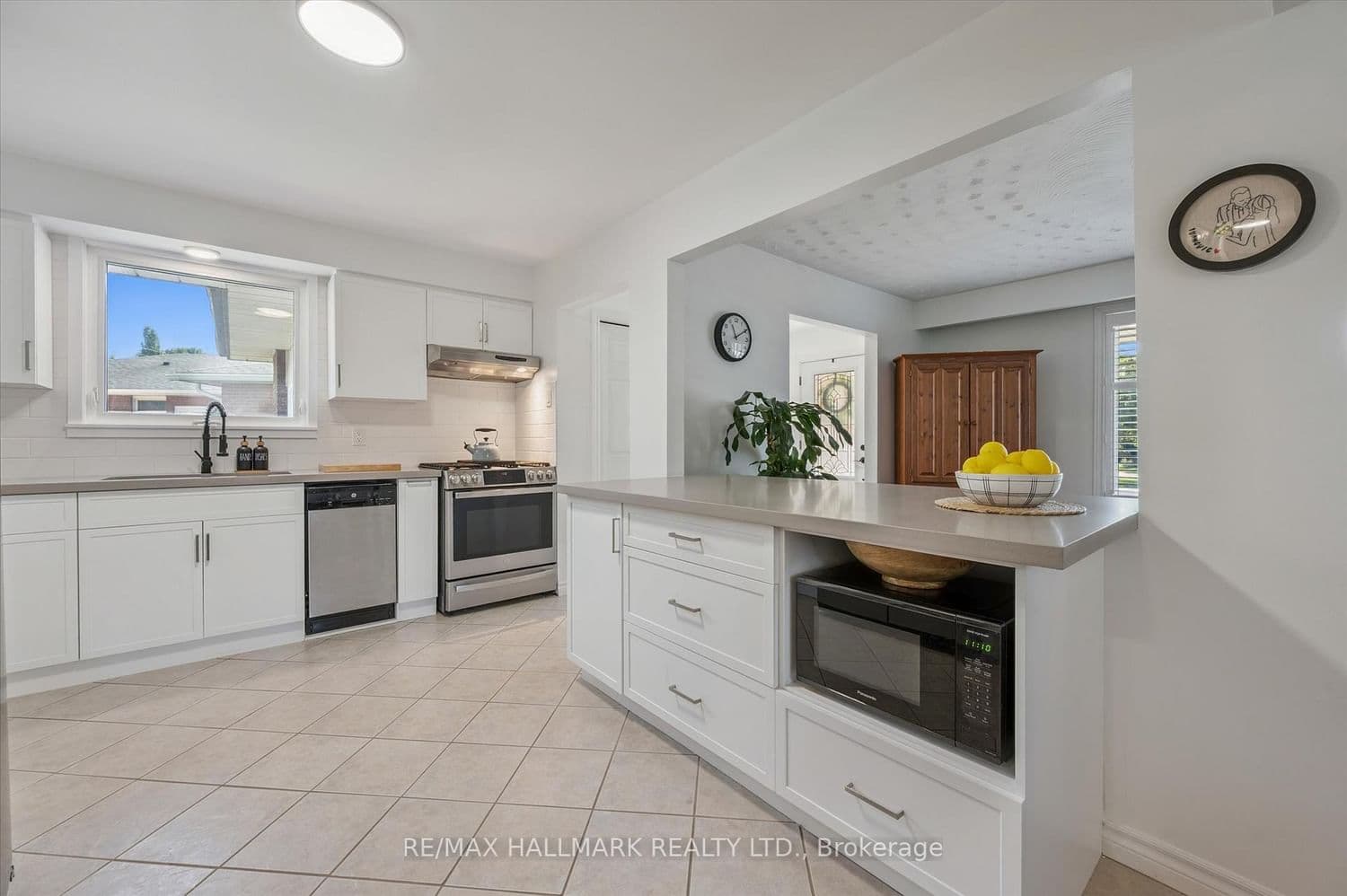 32 Warwick Court thumbnail 11