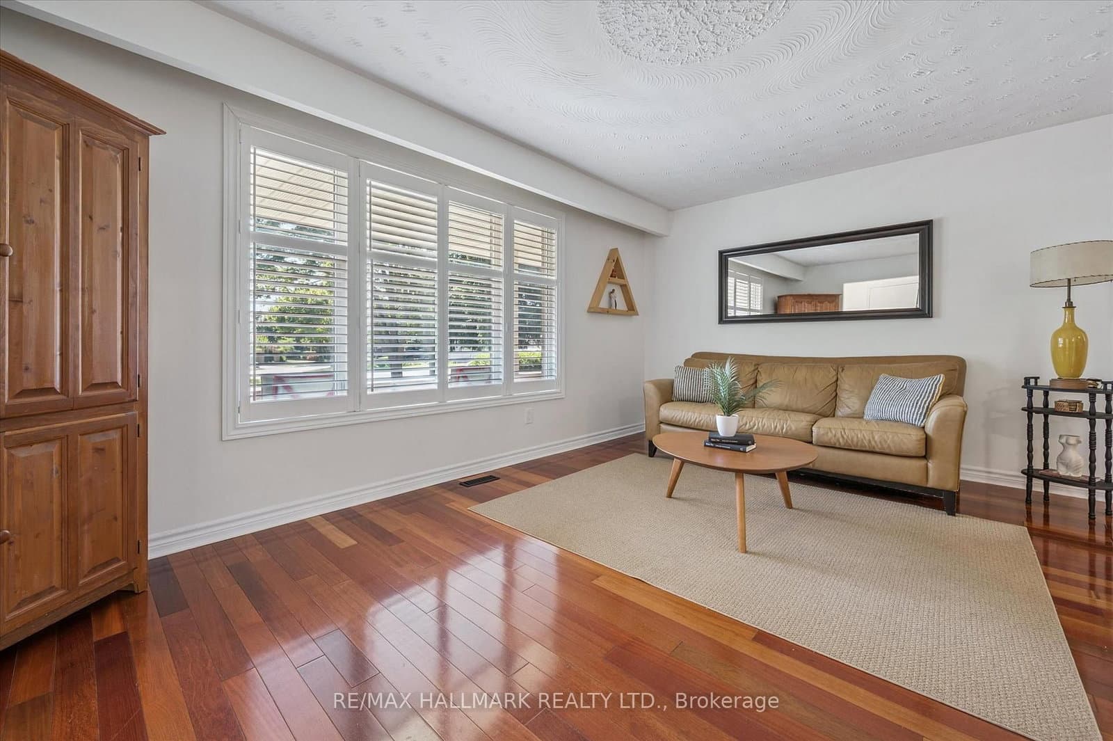 32 Warwick Court thumbnail 4