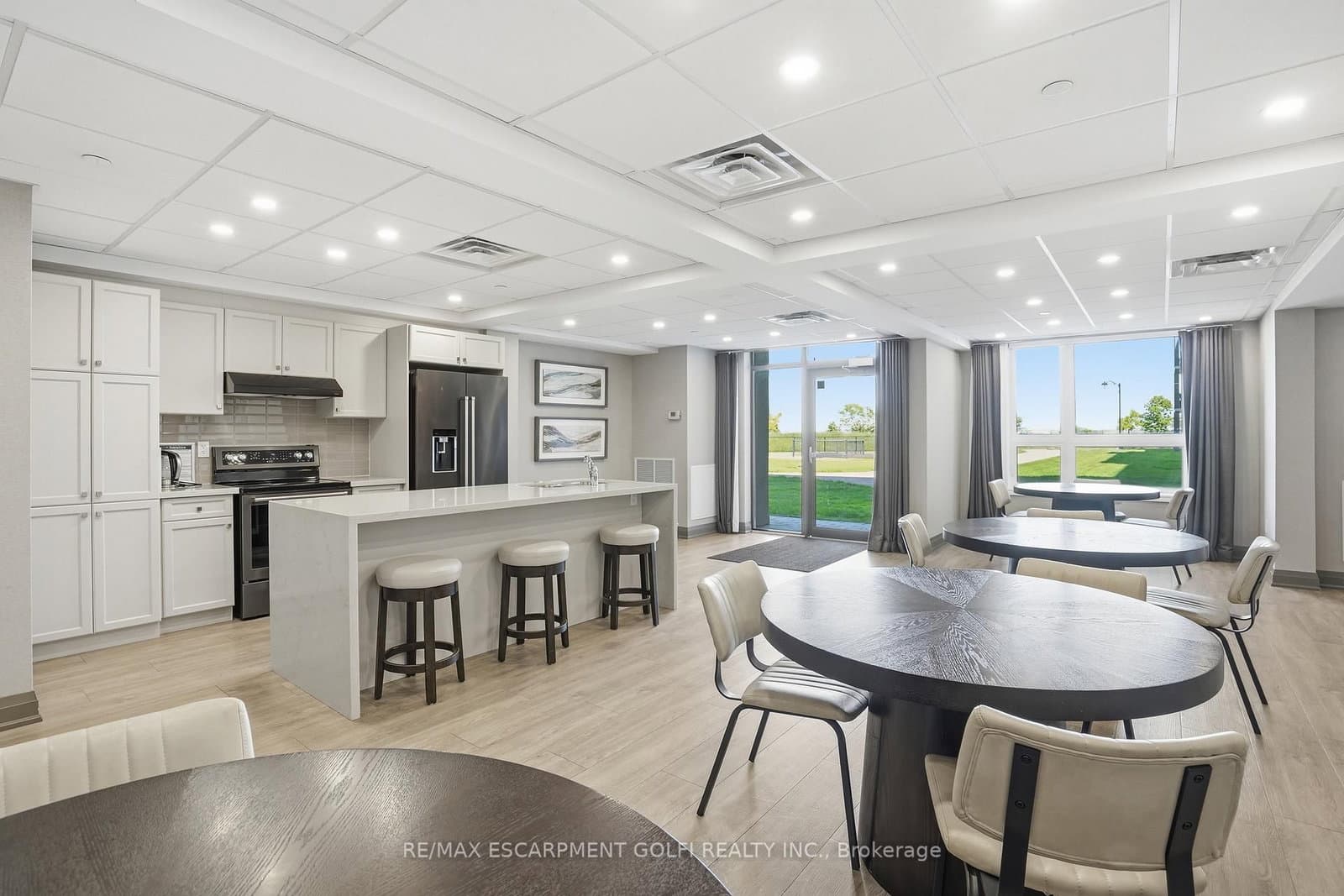 101 SHOREVIEW Place, Unit 129 thumbnail 28
