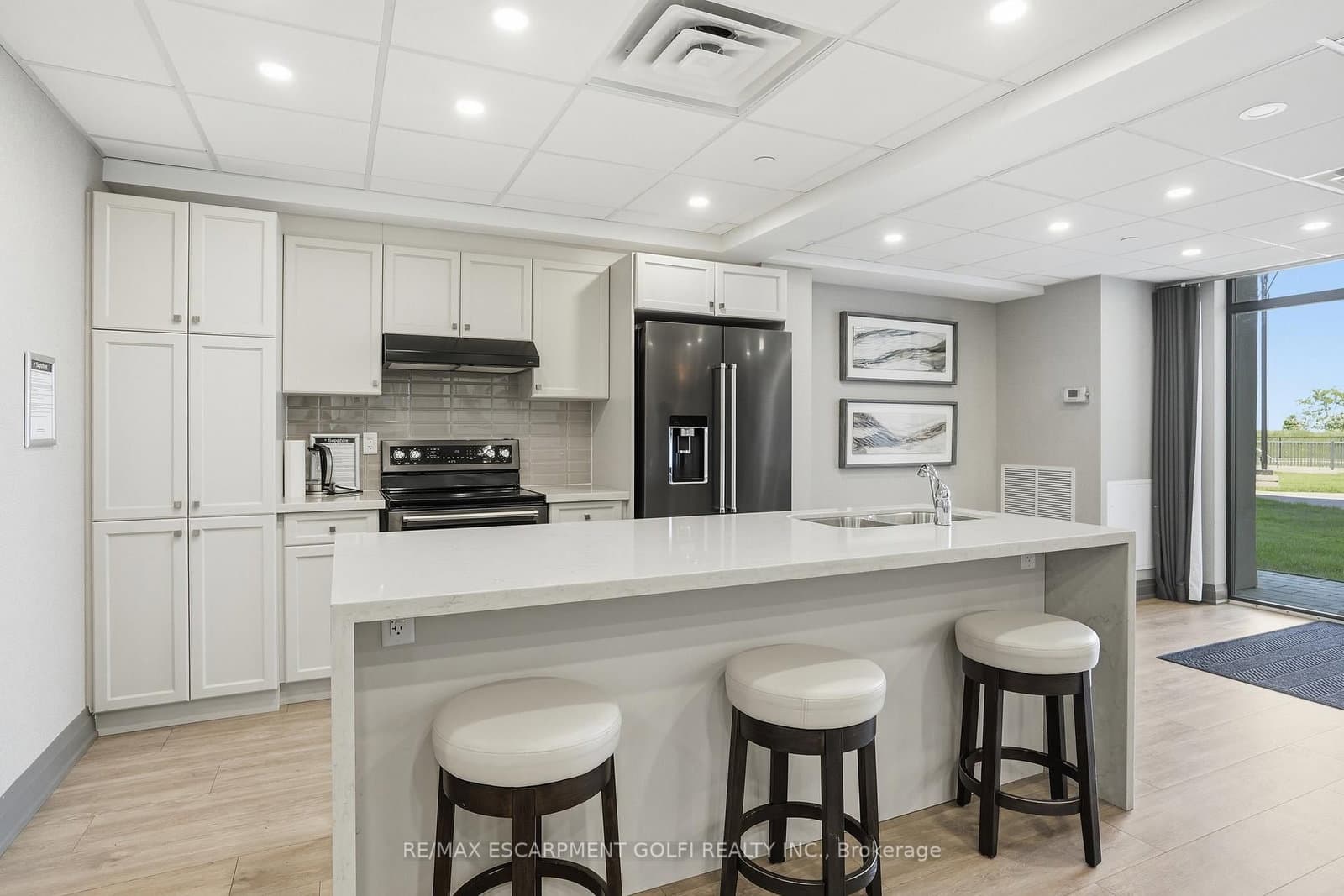 101 SHOREVIEW Place, Unit 129 thumbnail 29