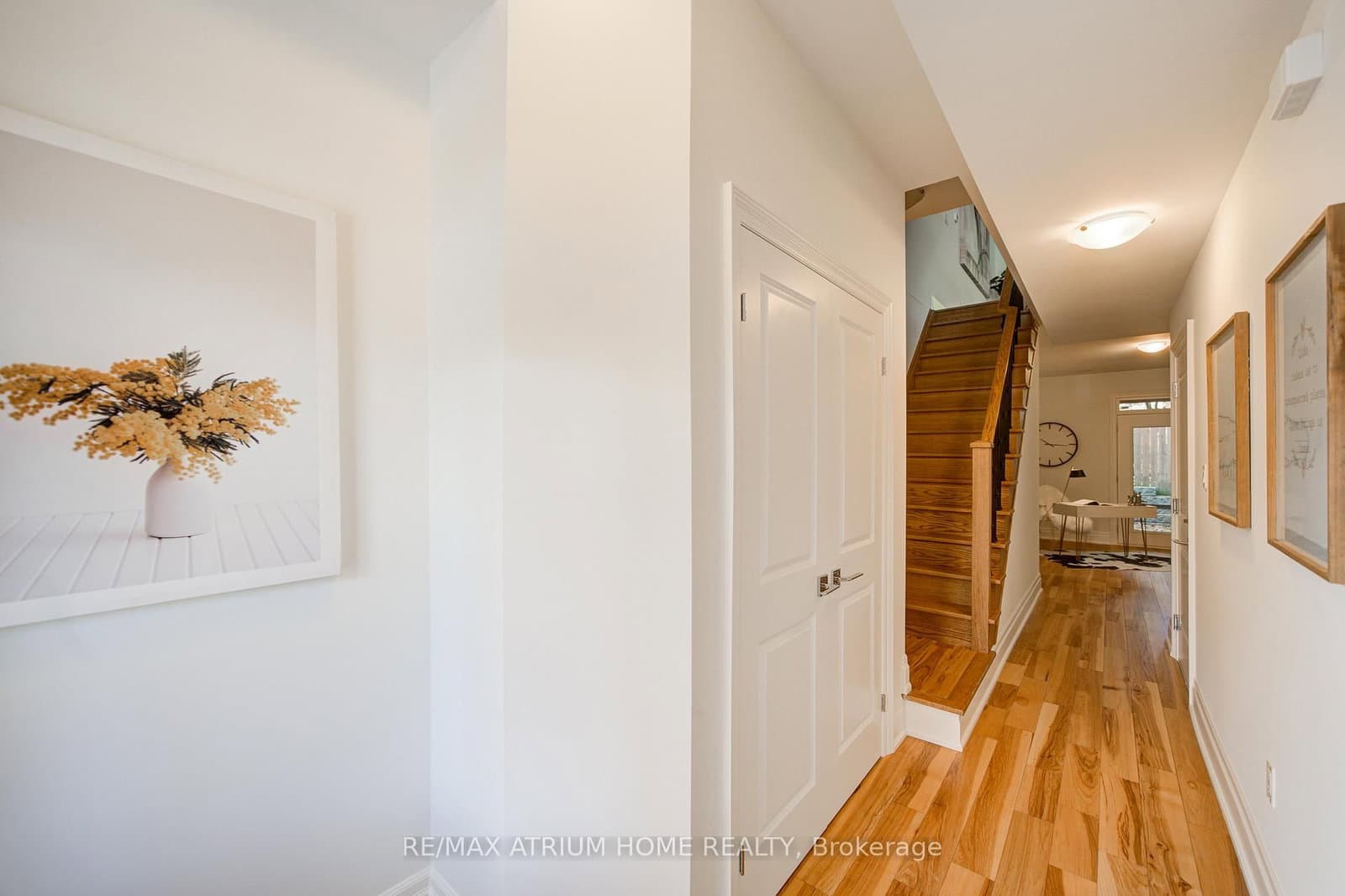111 Wilson Street E, Unit 2 thumbnail 3