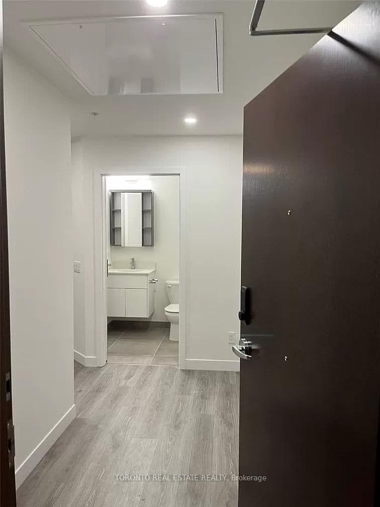60 Frederick Street, Unit 3207 thumbnail 8
