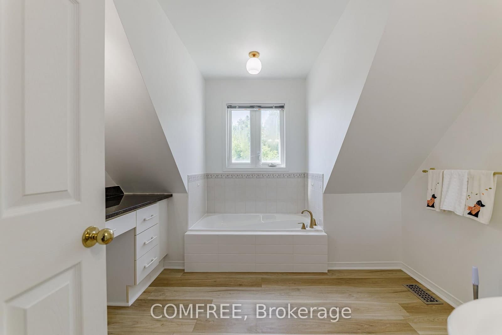 1226 Matheson Road thumbnail 38