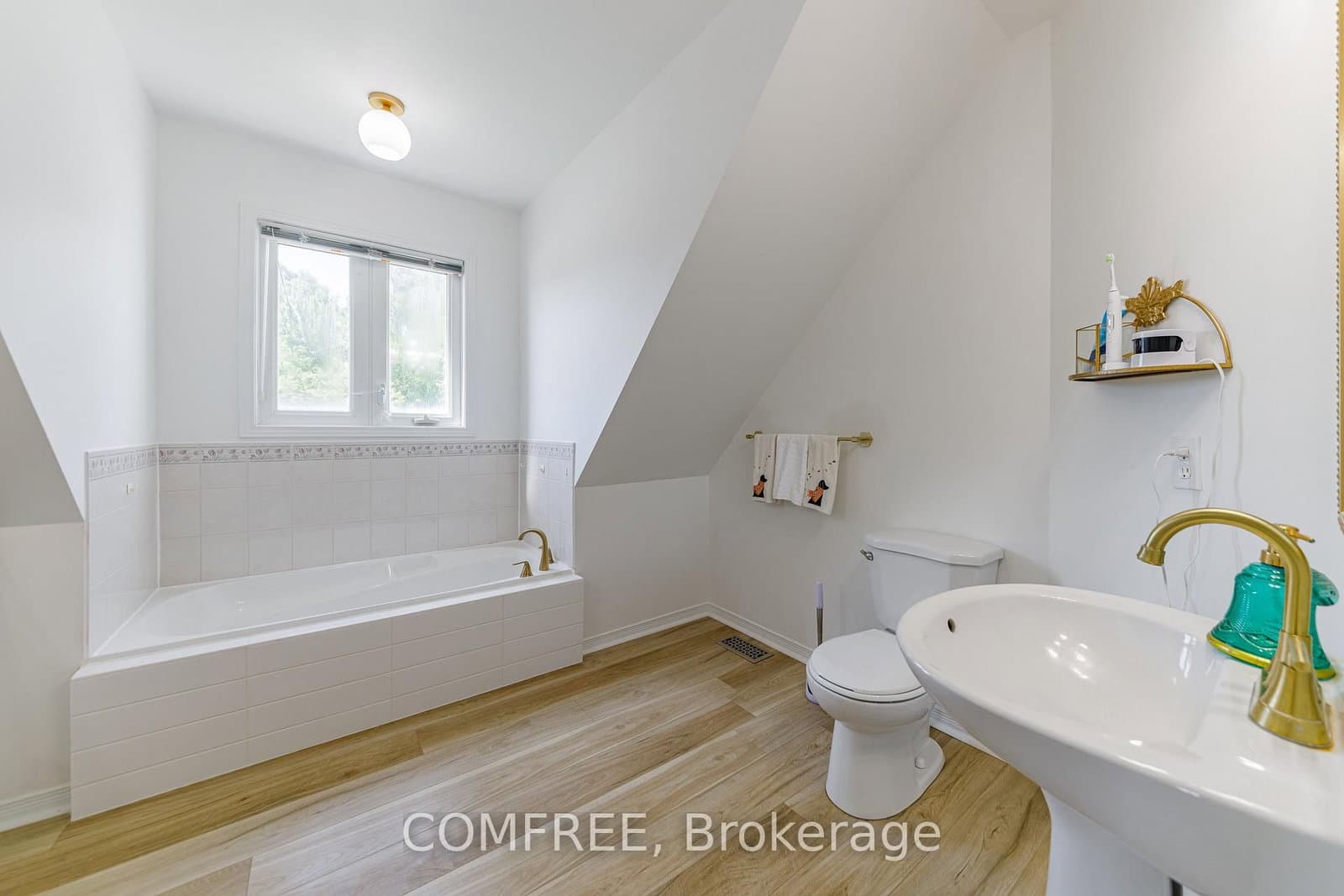 1226 Matheson Road thumbnail 39