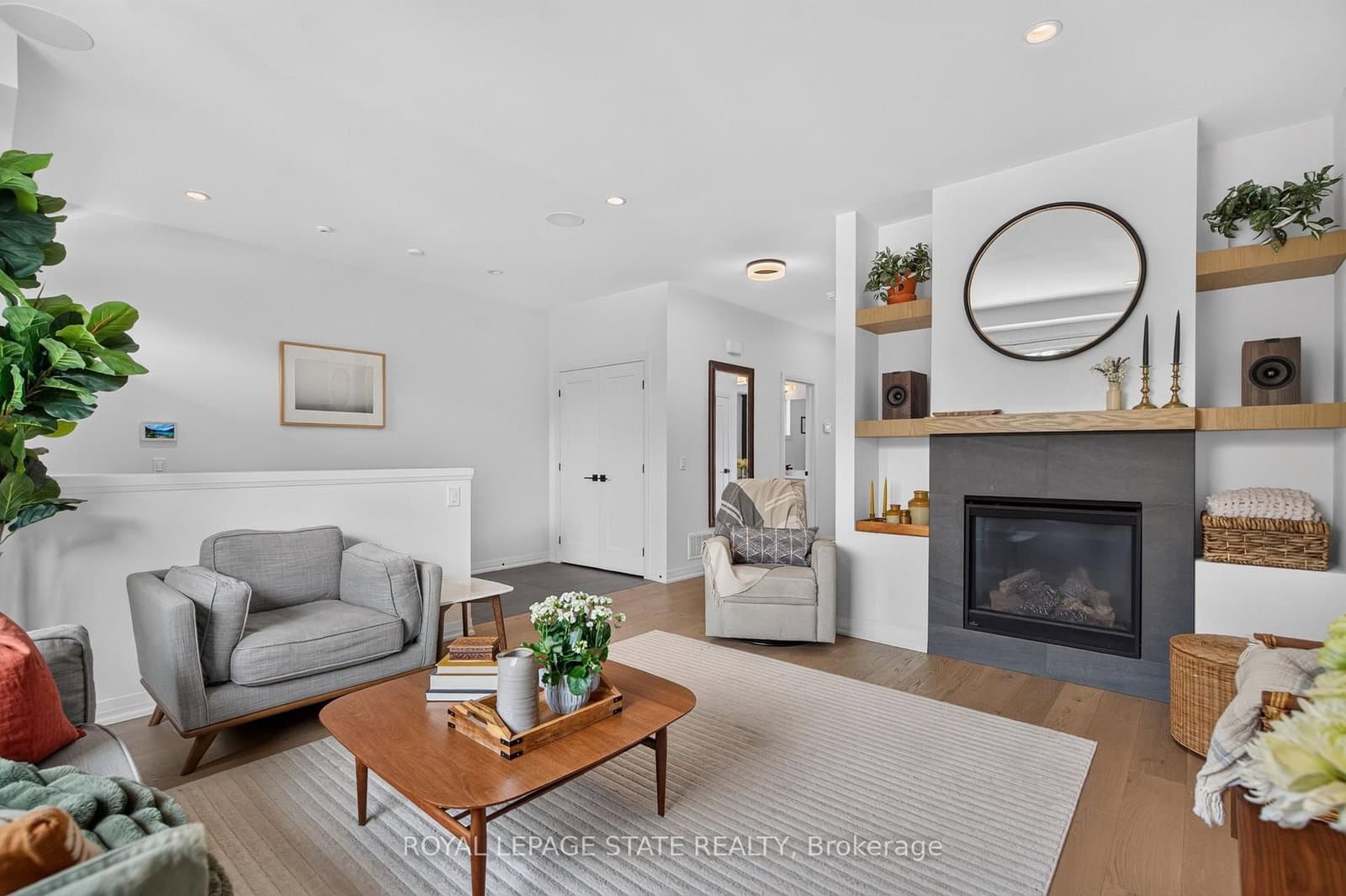 206 Canada Street thumbnail 7