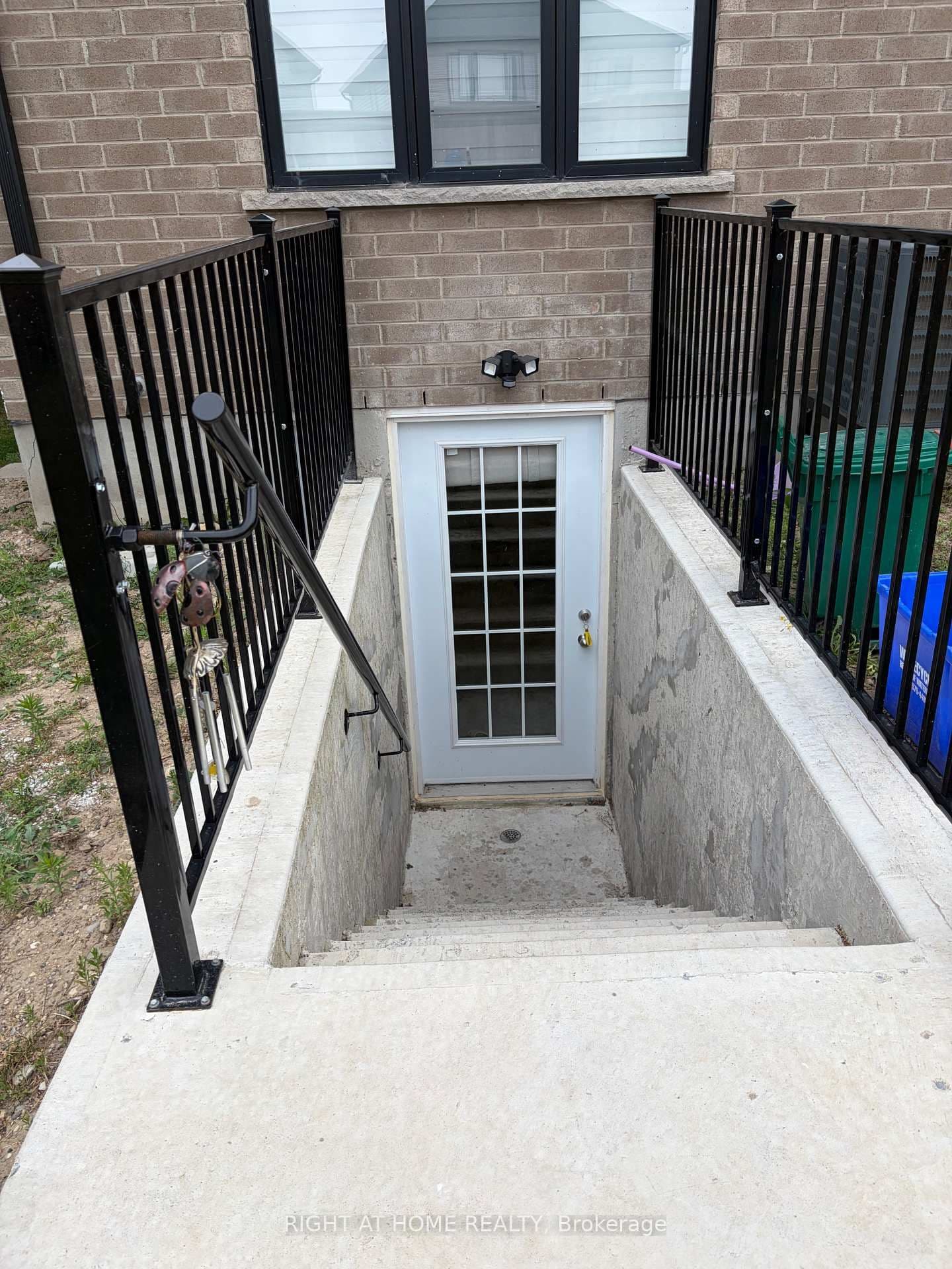 156 Otterbein Road, Unit Basement thumbnail 3