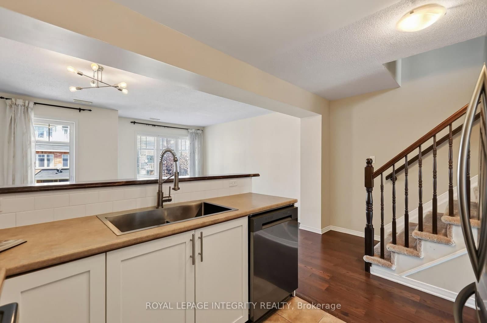 635 Reardon Private thumbnail 6