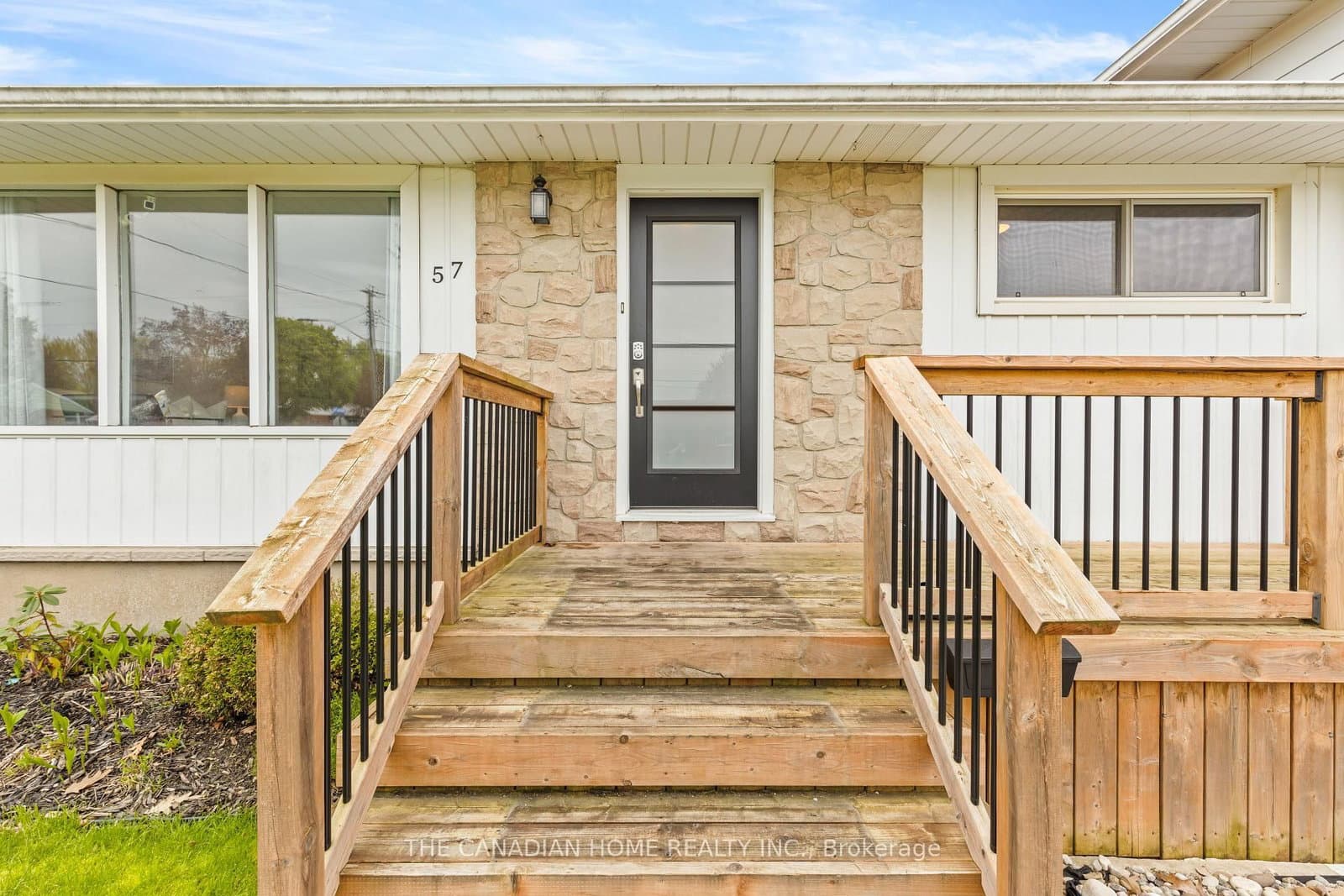 57 DEXTER Drive thumbnail 4