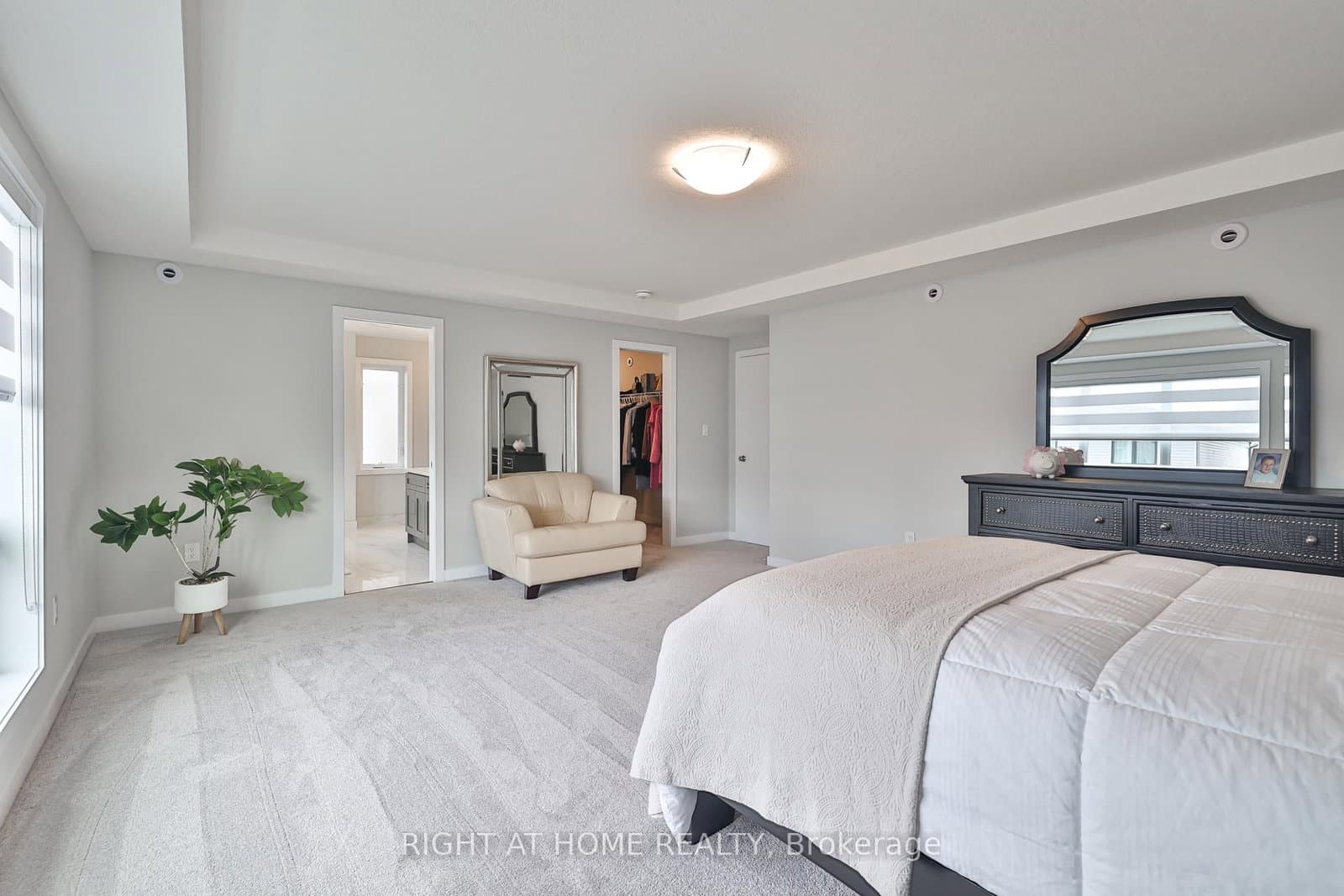 8 Ryder Avenue thumbnail 33