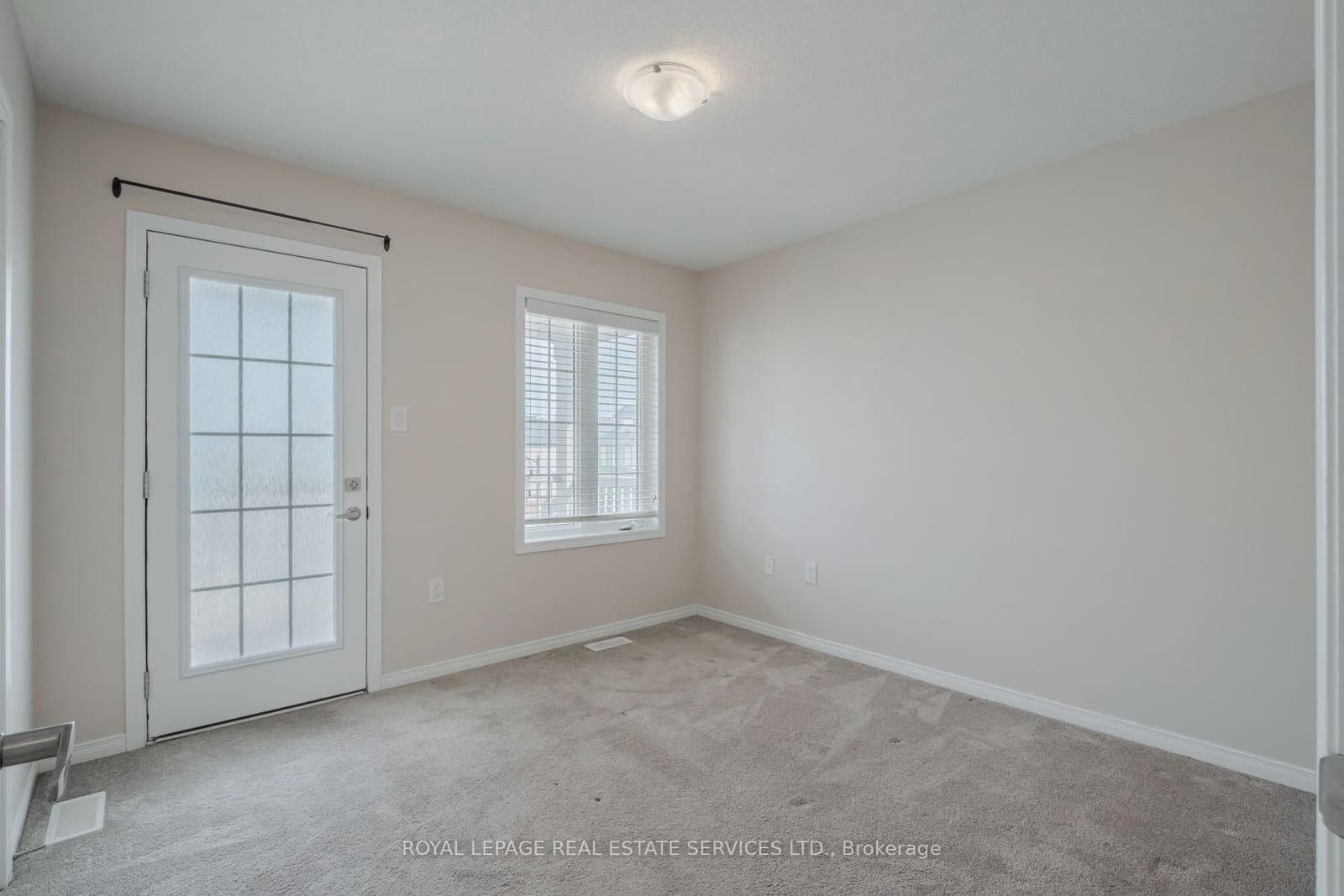 152 Munro Circle thumbnail 41