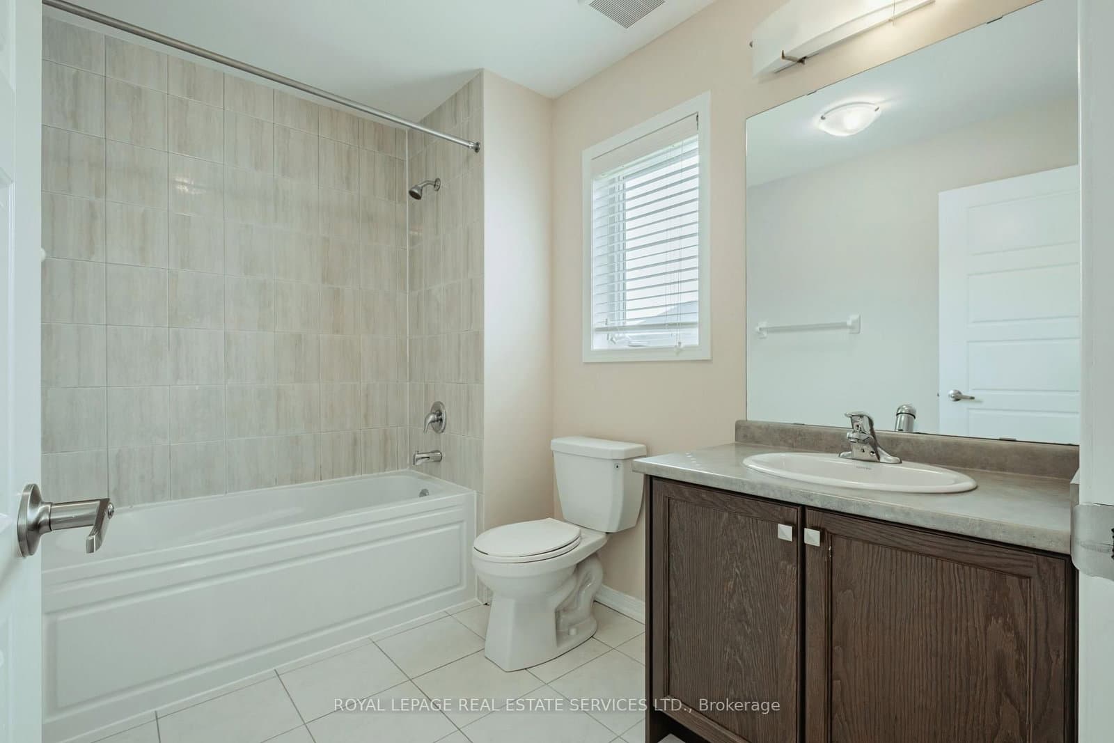 152 Munro Circle thumbnail 63