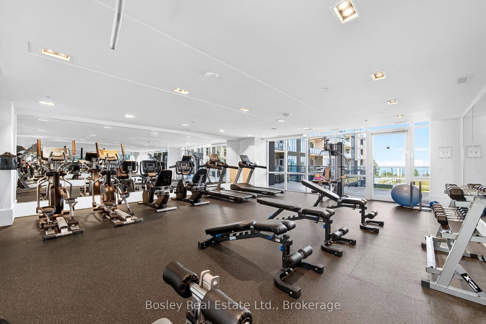 16 Concord Place, Unit 550 thumbnail 21