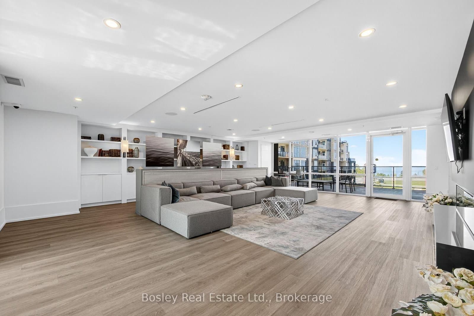 16 Concord Place, Unit 550 thumbnail 26