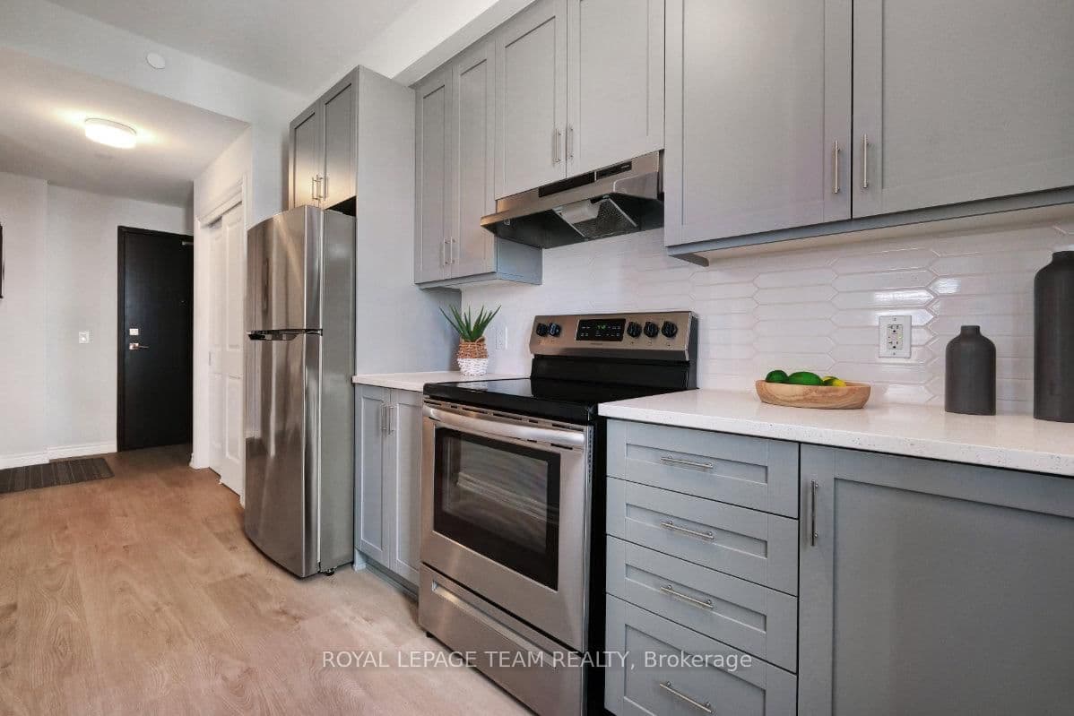 1350 Hemlock Road, Unit 210 thumbnail 19