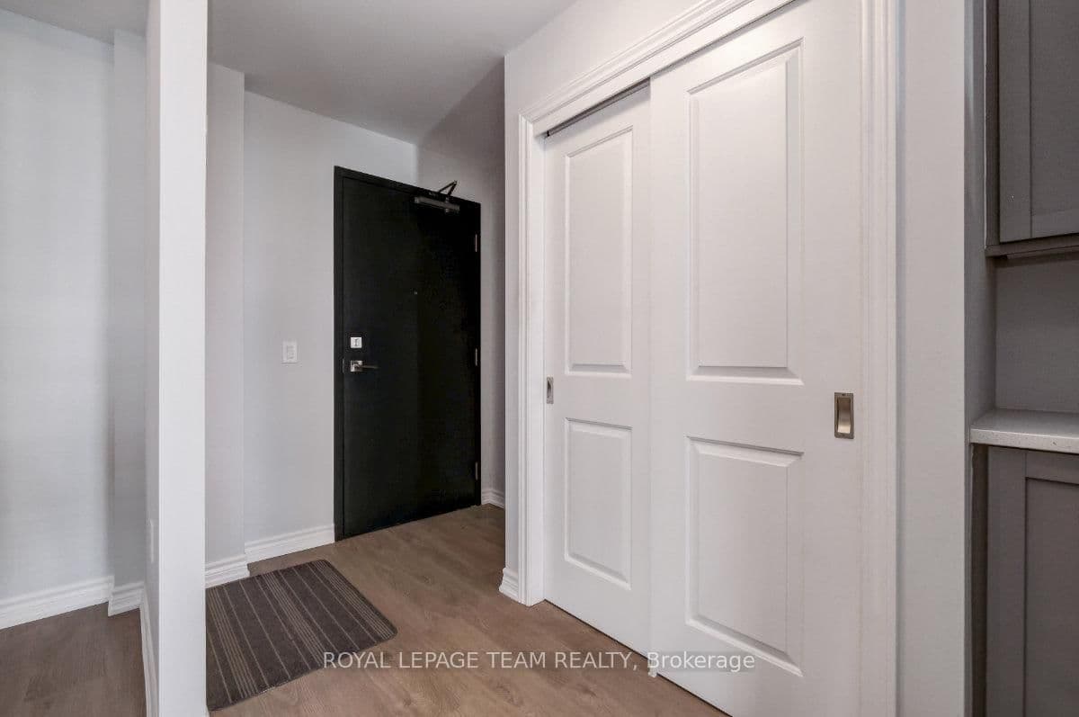 1350 Hemlock Road, Unit 210 thumbnail 3