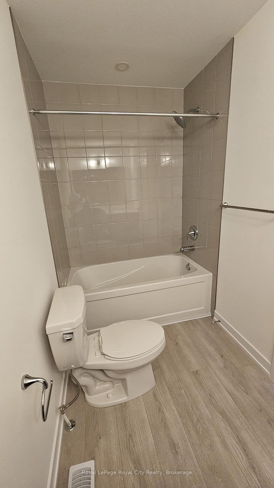 42 Lowes Road W, Unit 102 thumbnail 16