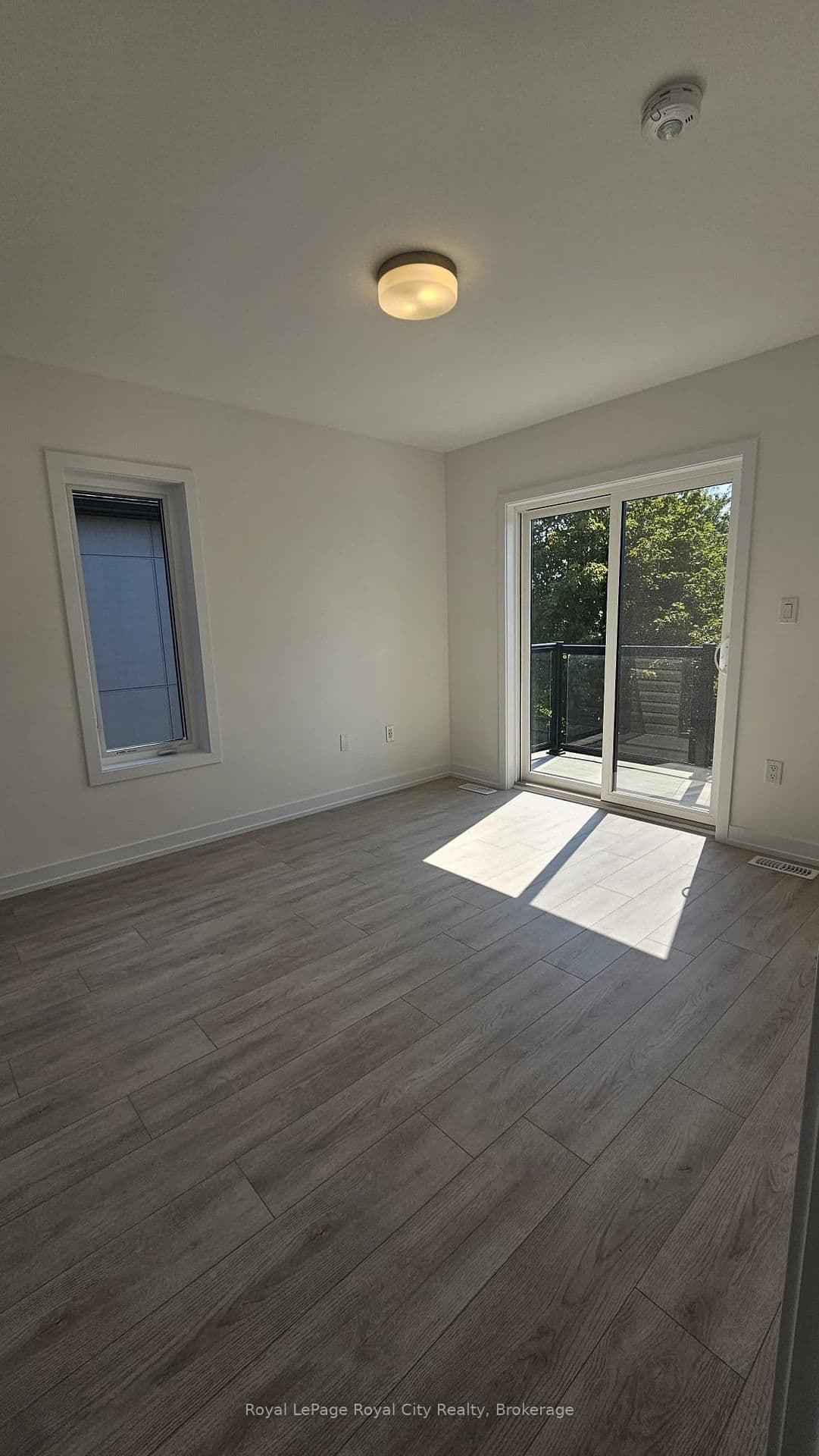 42 Lowes Road W, Unit 102 thumbnail 17
