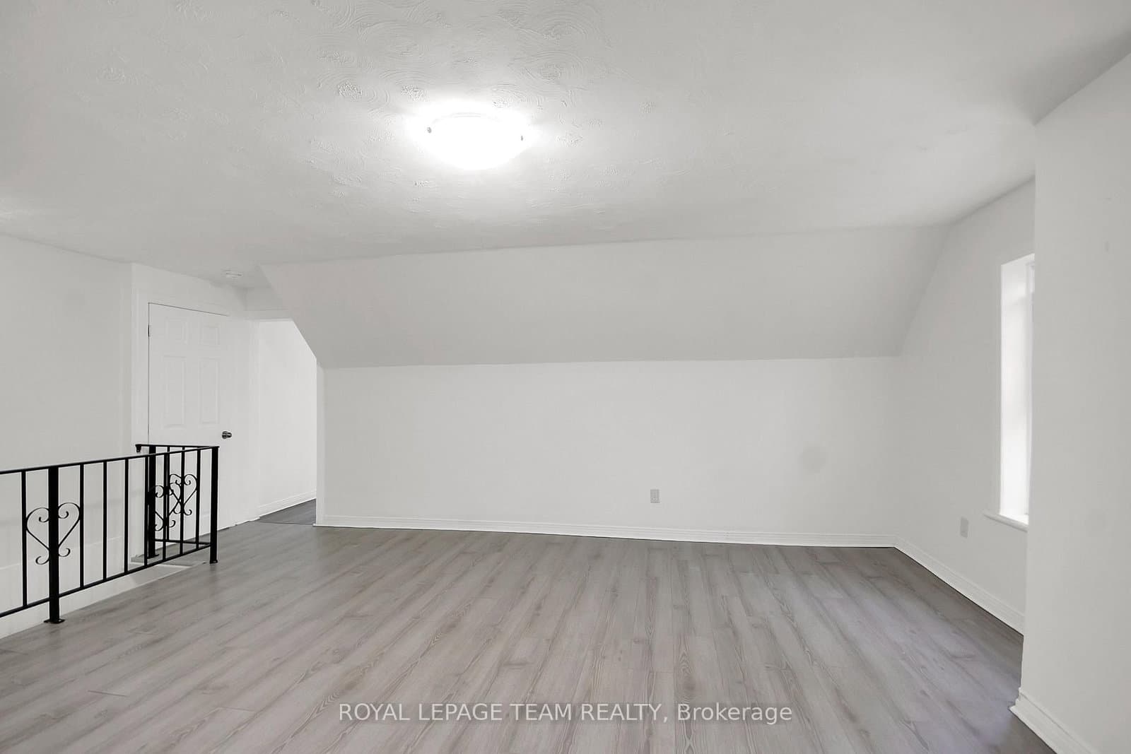 4 Eccles Street, Unit 5 thumbnail 11