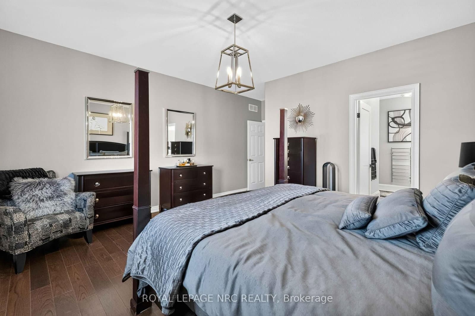 6 CARDINAL Crescent thumbnail 27