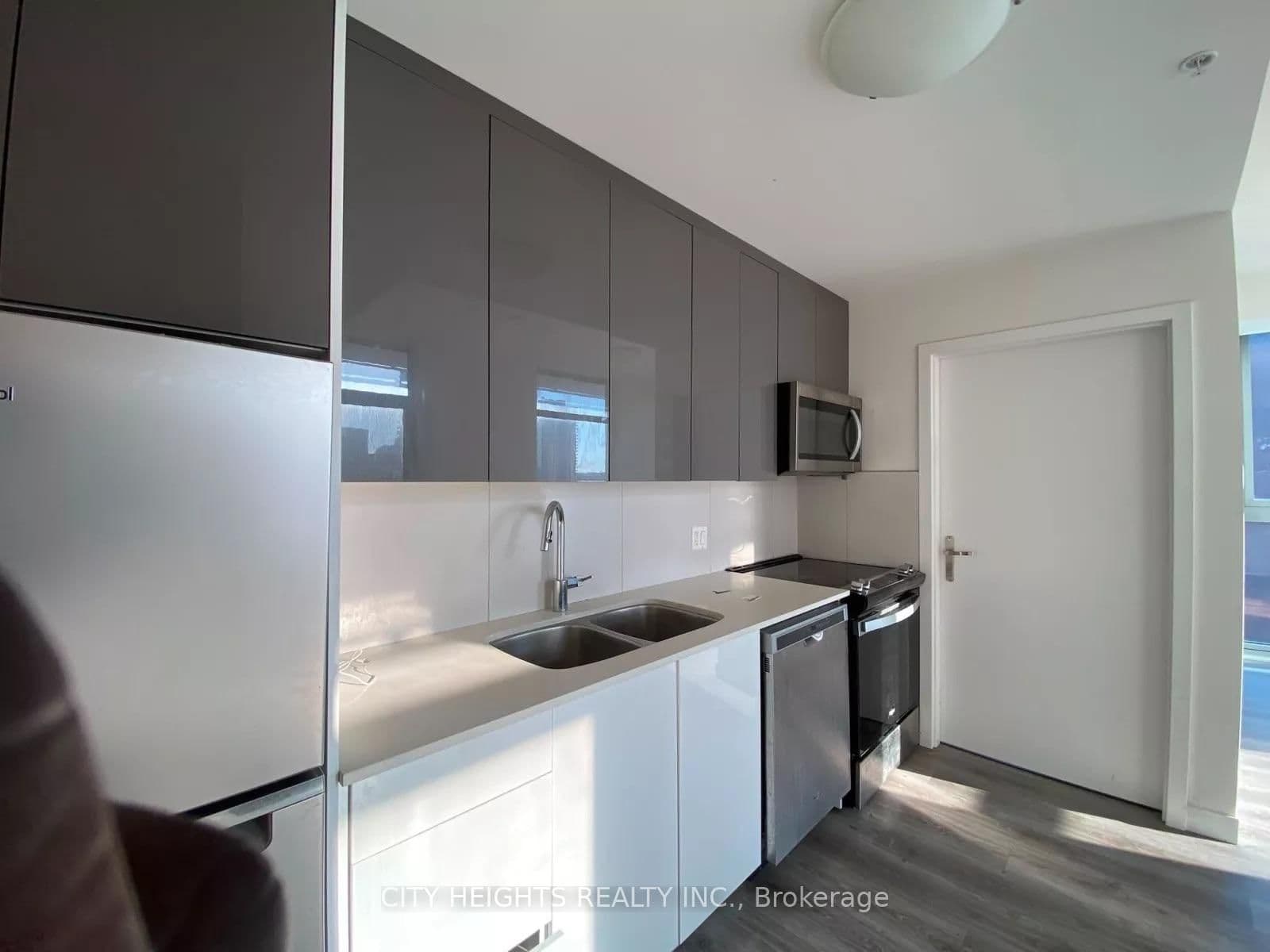 60 Fredrick Street, Unit 809 thumbnail 9