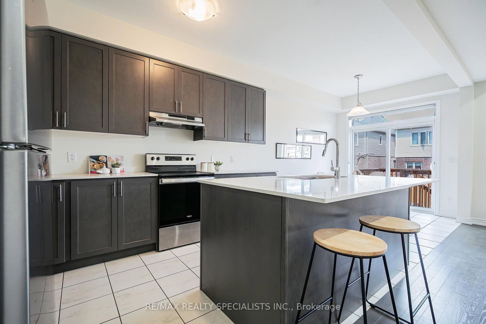225 Broadacre Drive thumbnail 17