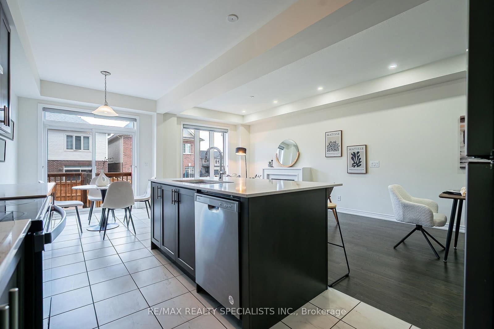225 Broadacre Drive thumbnail 18