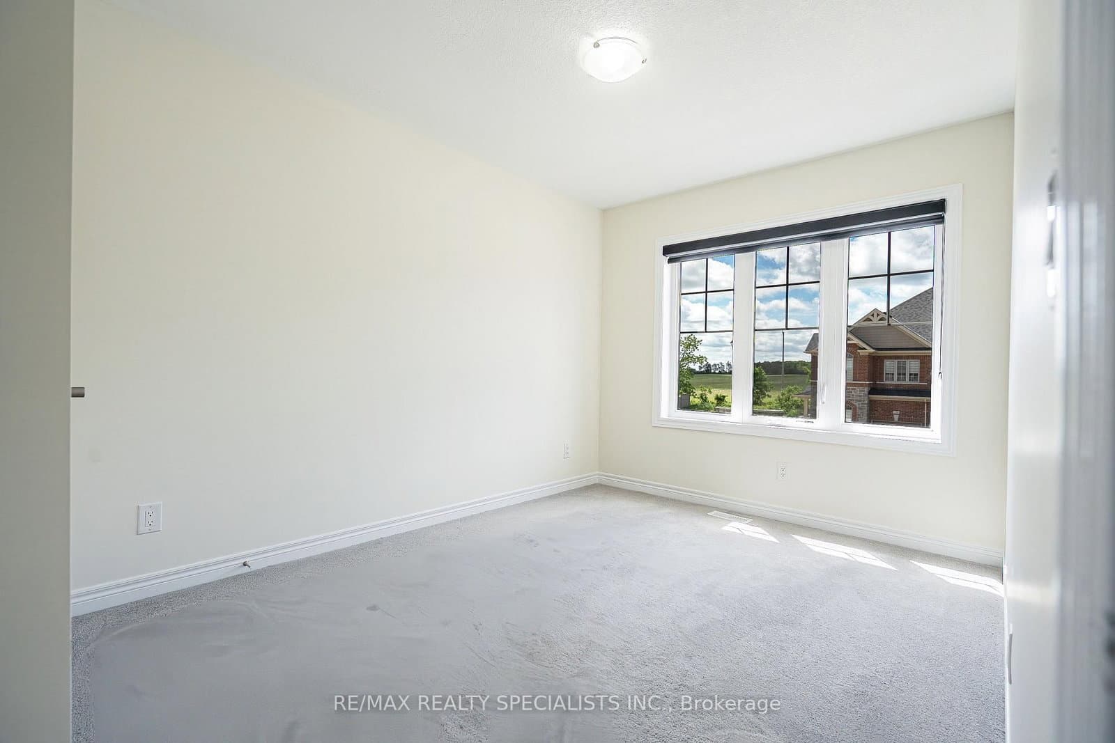 225 Broadacre Drive thumbnail 27