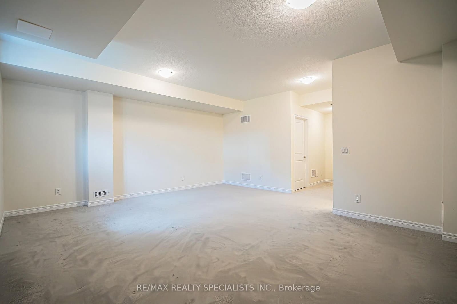 225 Broadacre Drive thumbnail 34
