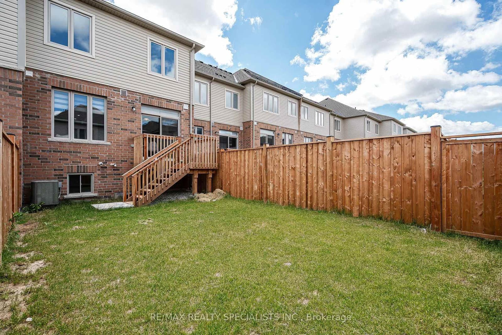 225 Broadacre Drive thumbnail 37