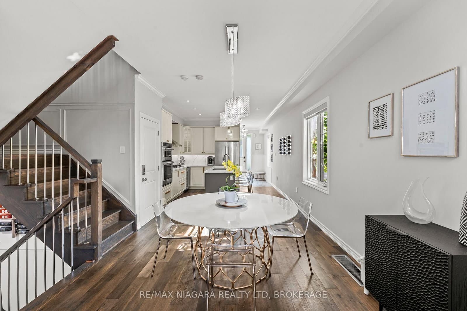 130 John Street W thumbnail 10