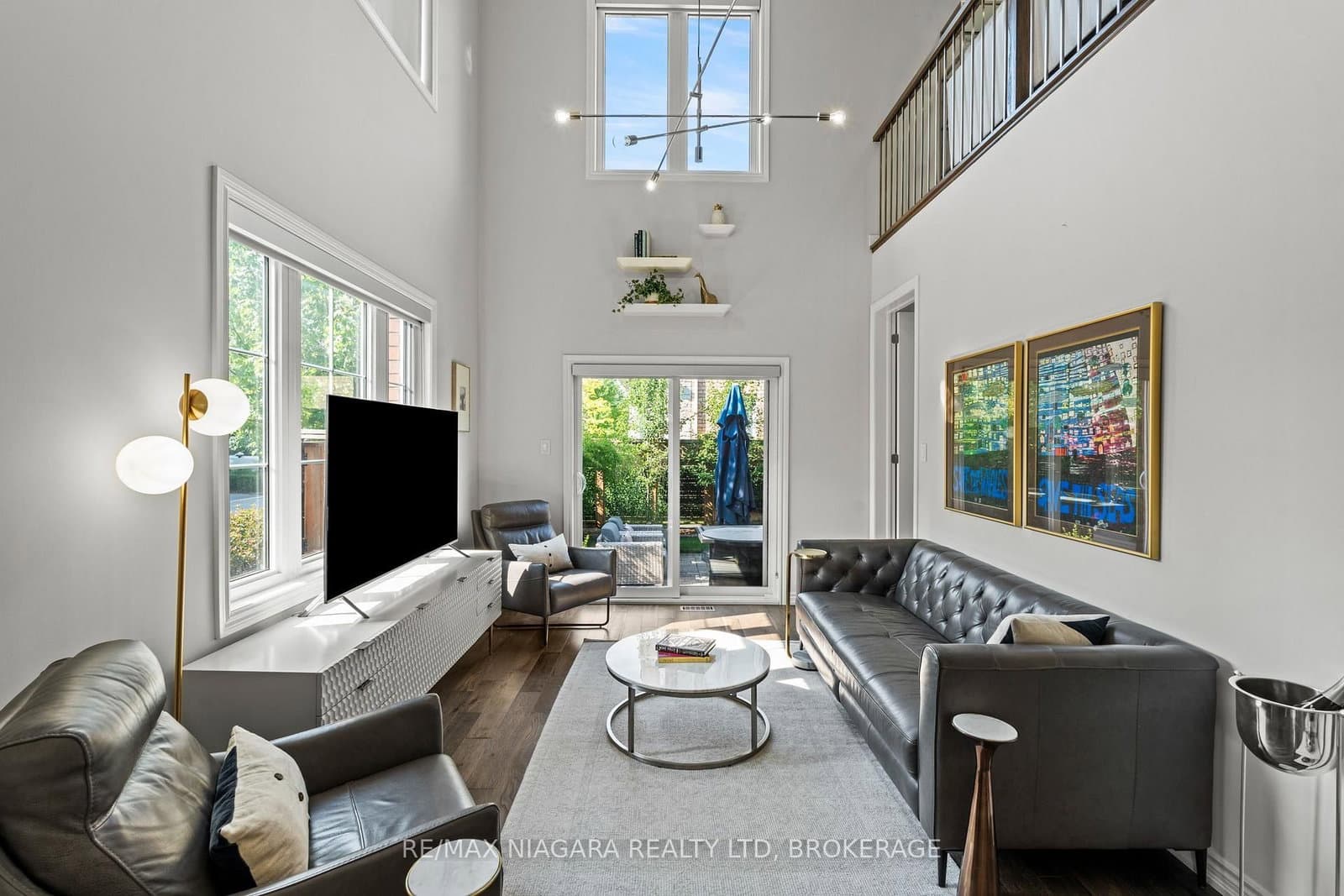 130 John Street W thumbnail 11