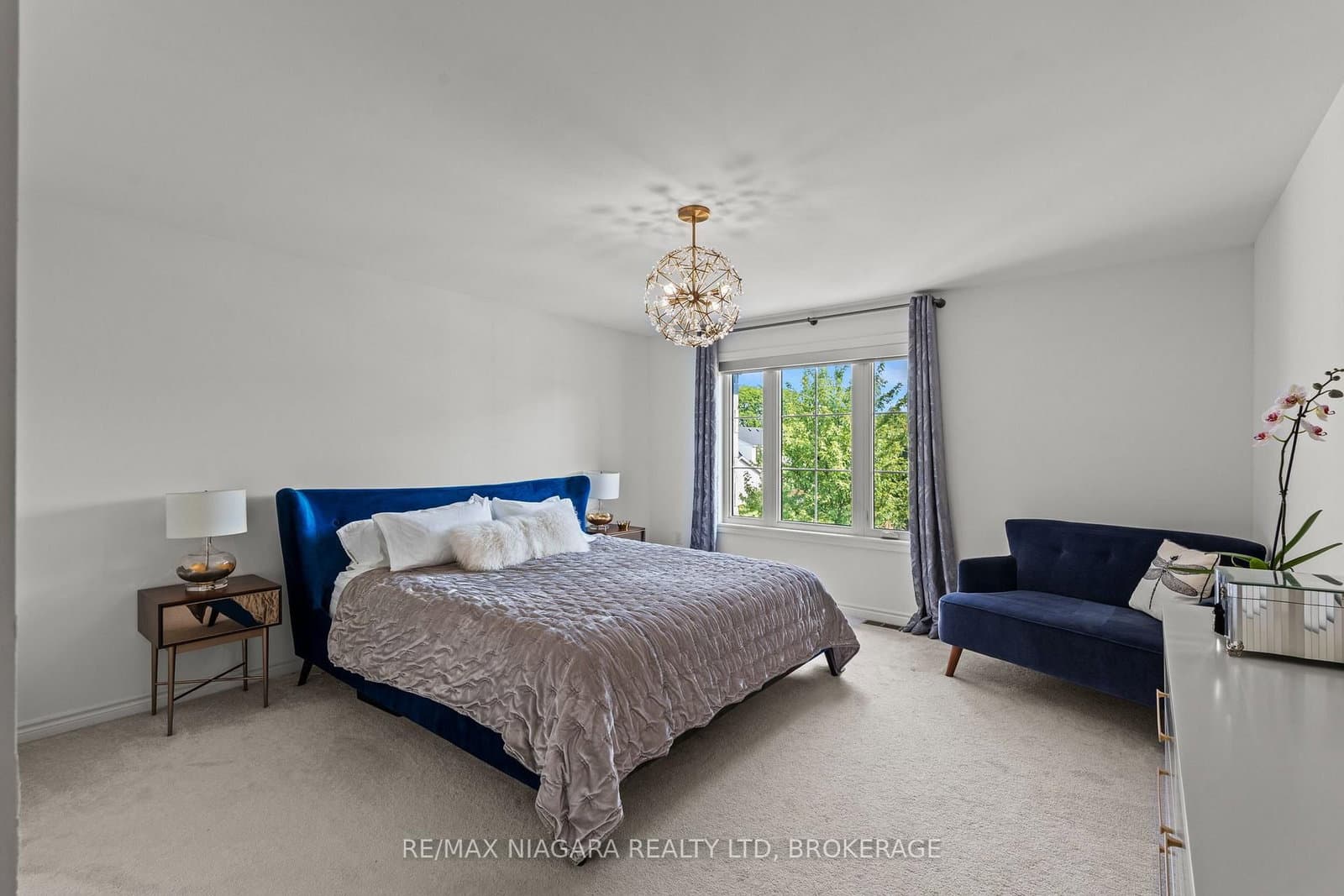 130 John Street W thumbnail 23