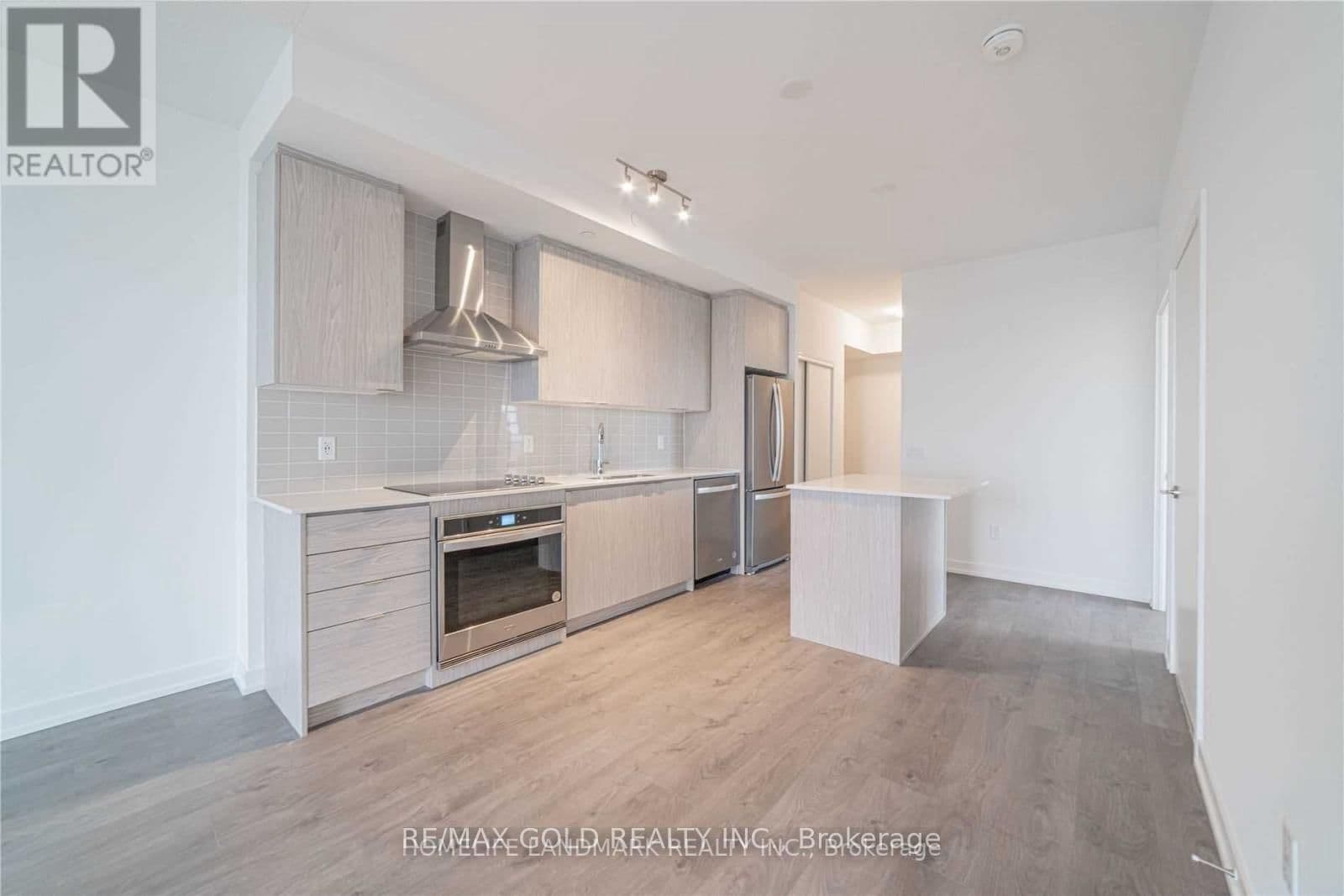 55 Duke Street W, Unit 903 thumbnail 21