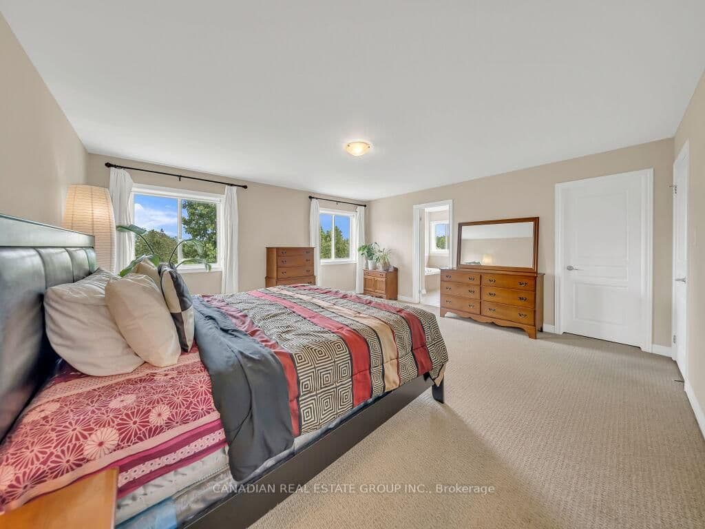 58 Forest Creek Drive thumbnail 28
