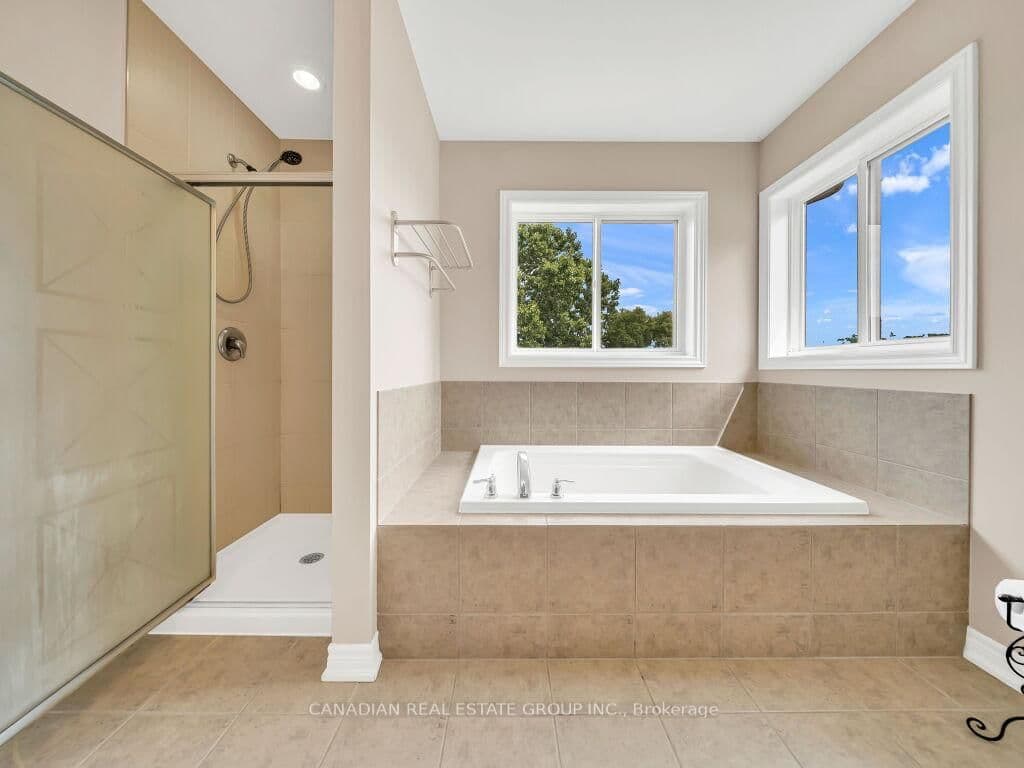 58 Forest Creek Drive thumbnail 29