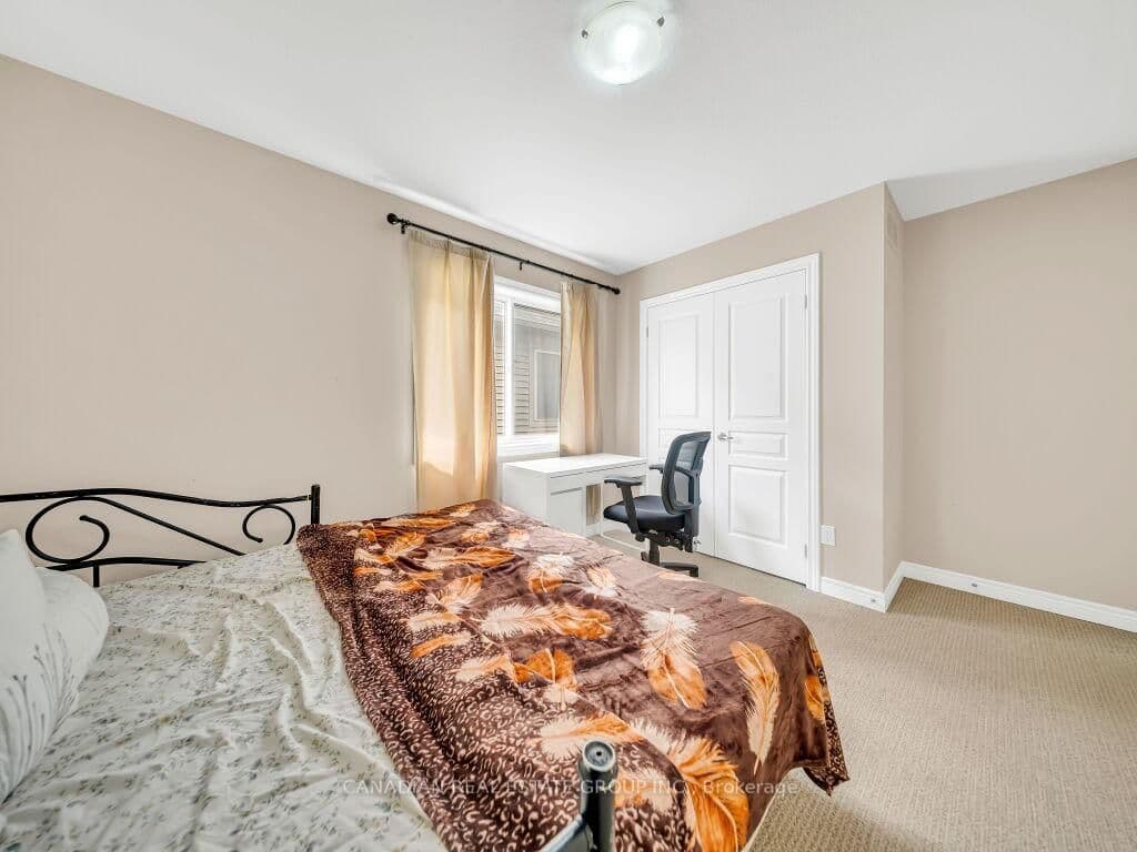 58 Forest Creek Drive thumbnail 32