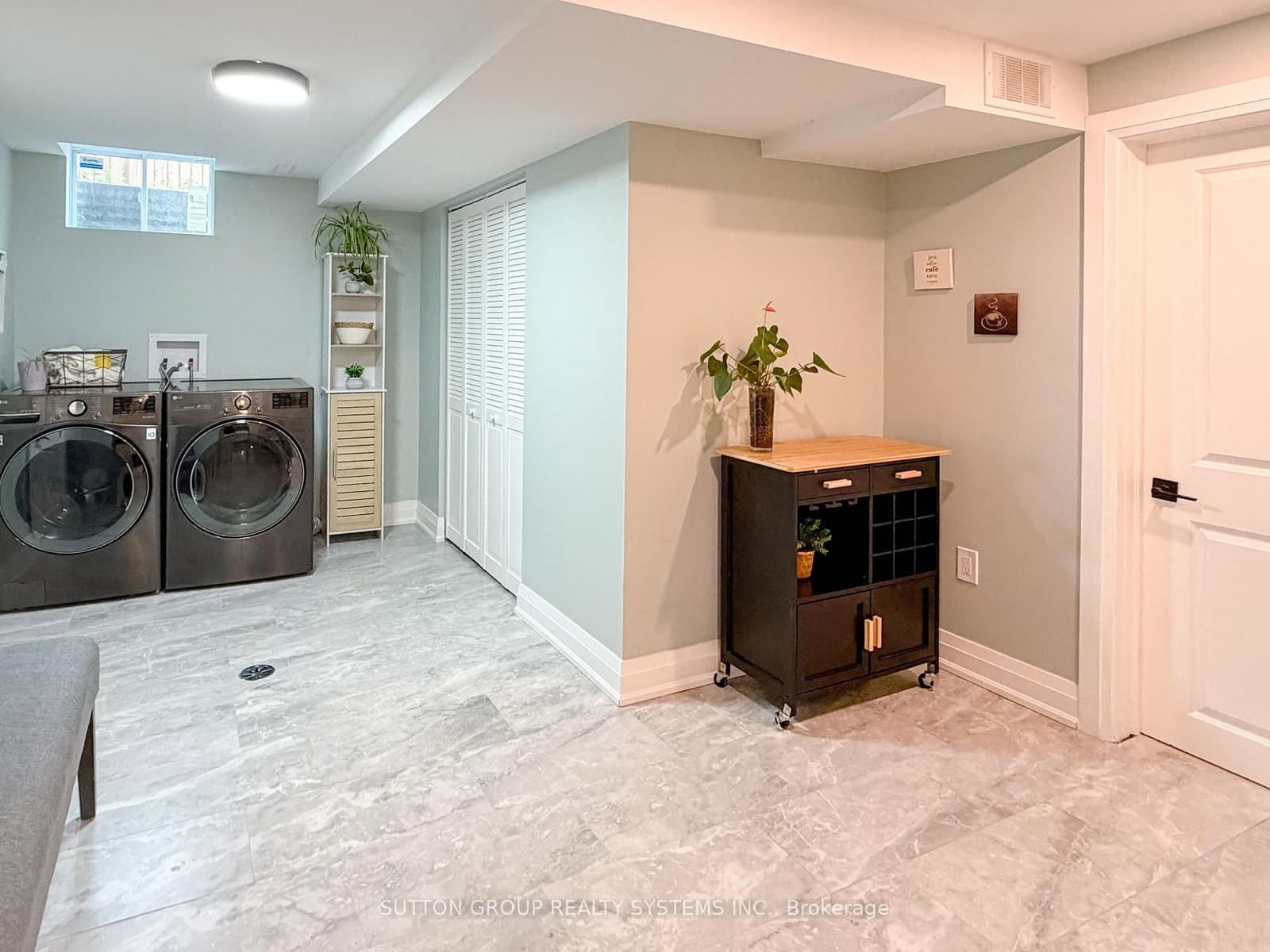 19 Parkway Place thumbnail 30