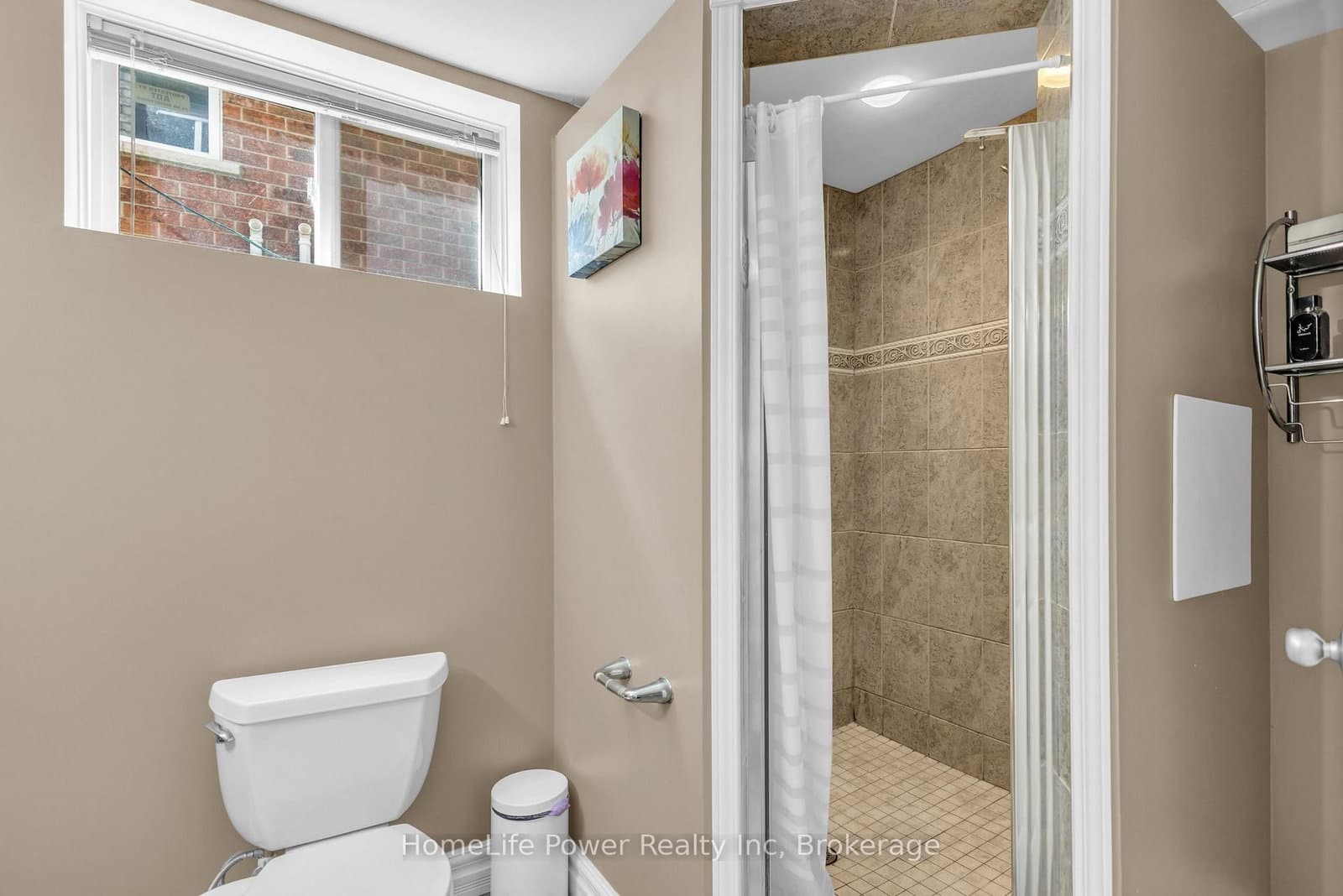 35 BORLAND Drive thumbnail 31