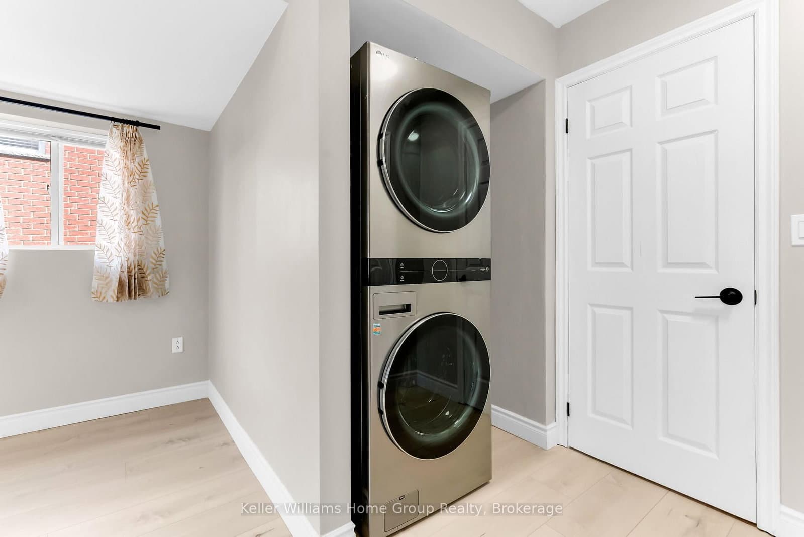 148 Clairfields Drive W thumbnail 34