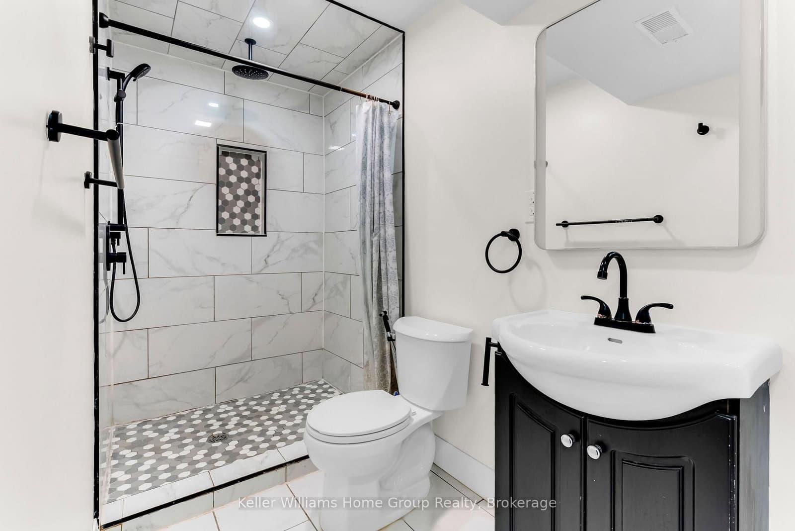 148 Clairfields Drive W thumbnail 41