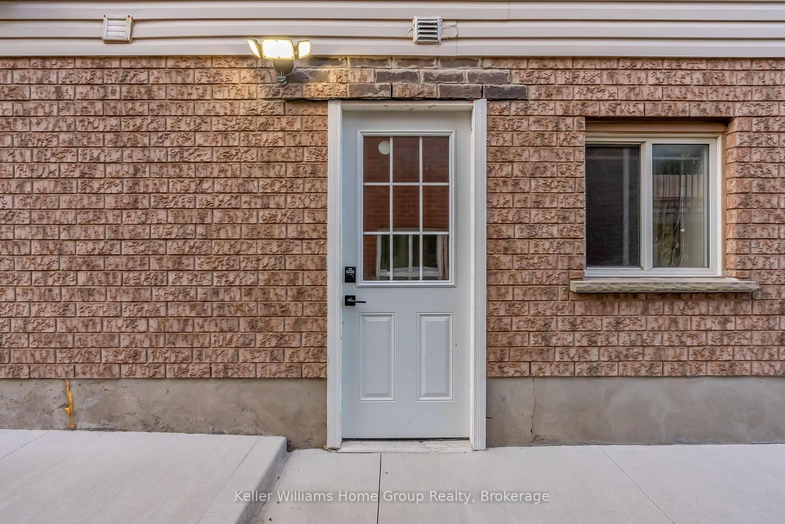 148 Clairfields Drive W thumbnail 42