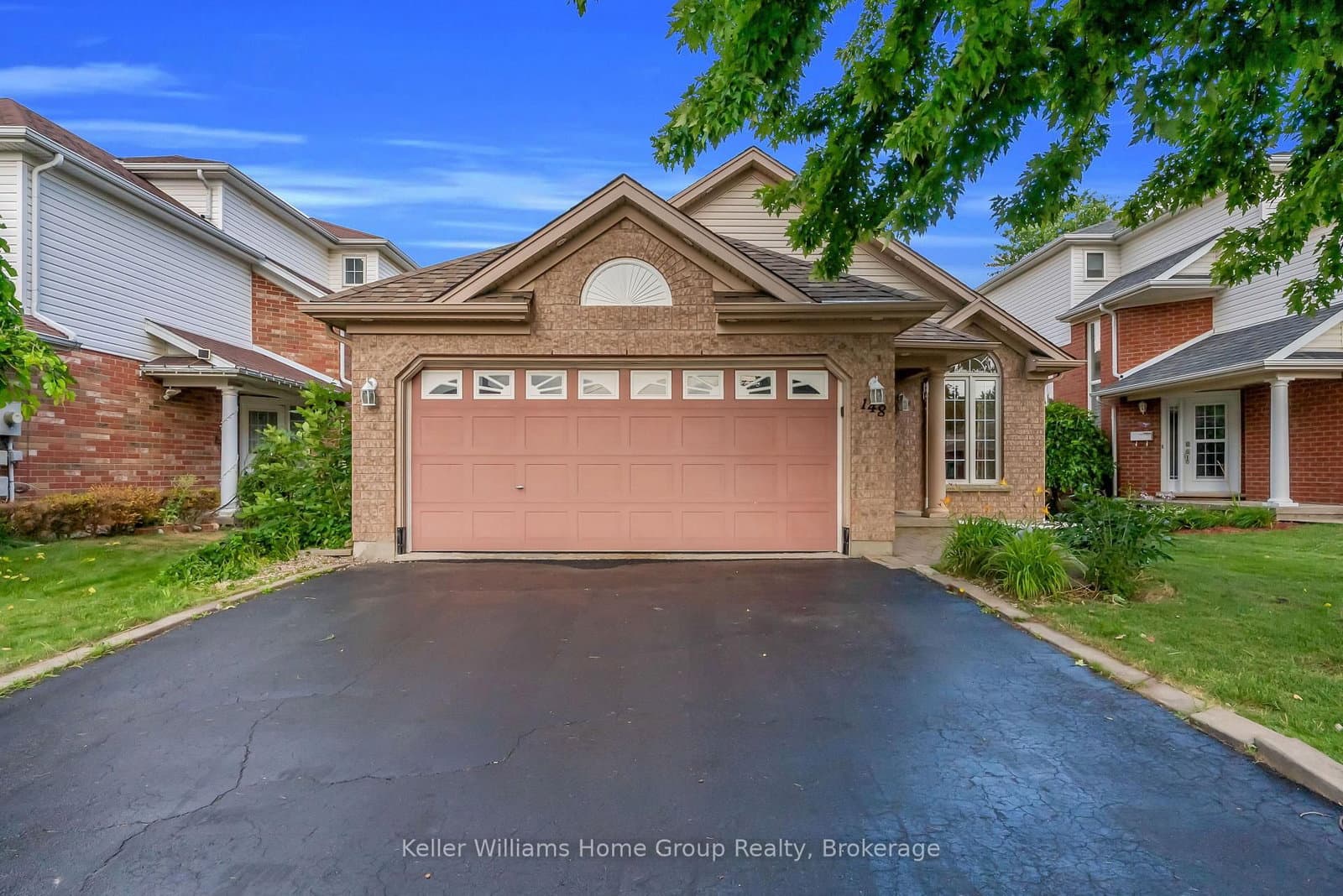 148 Clairfields Drive W thumbnail 7