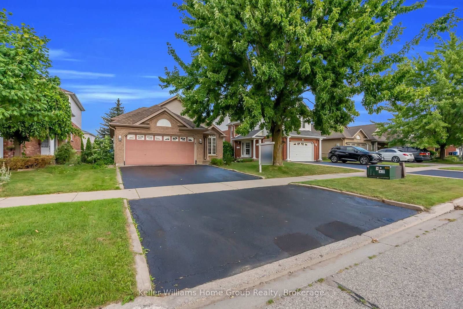 148 Clairfields Drive W thumbnail 8