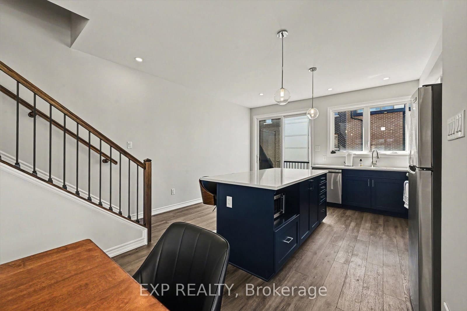 1400 Hemlock Road thumbnail 11